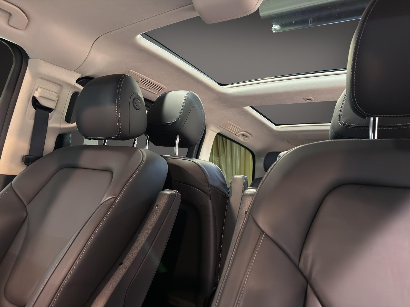 MERCEDES-BENZ V 300 d Exclusive L-image-13