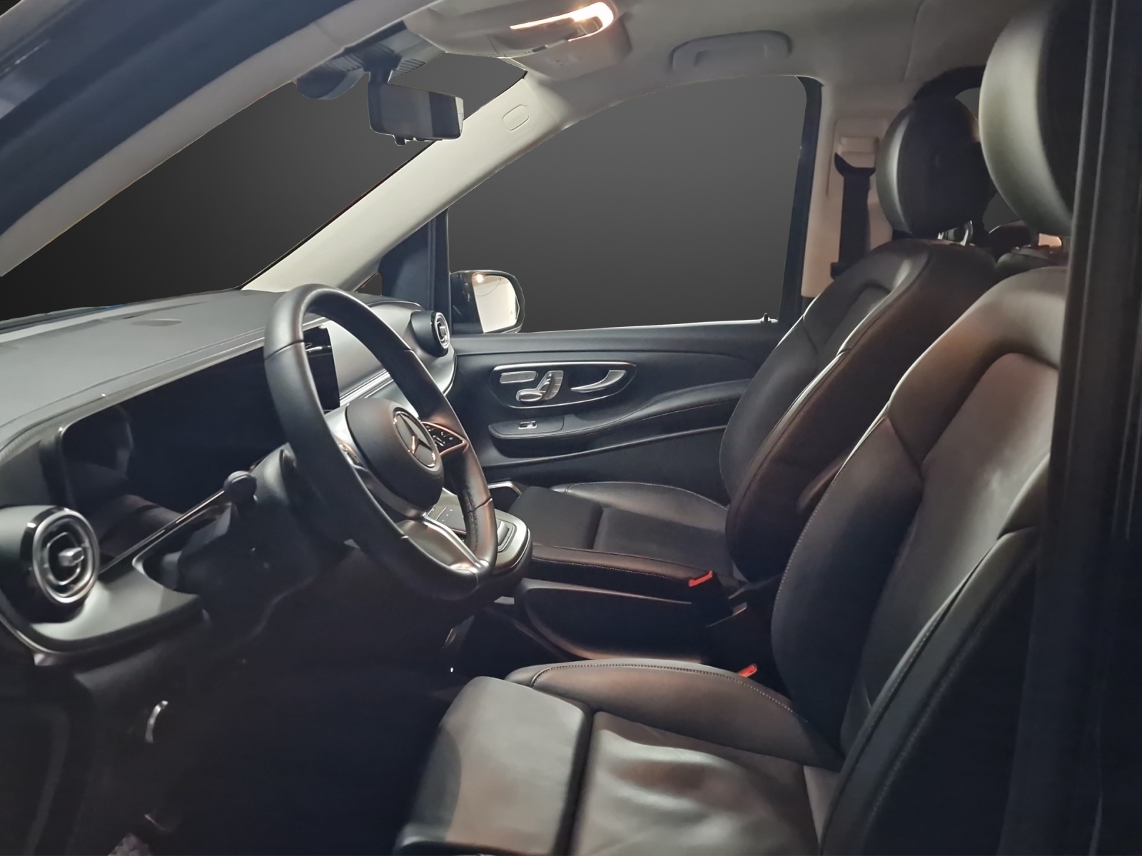 MERCEDES-BENZ V 300 d Exclusive L-image-9