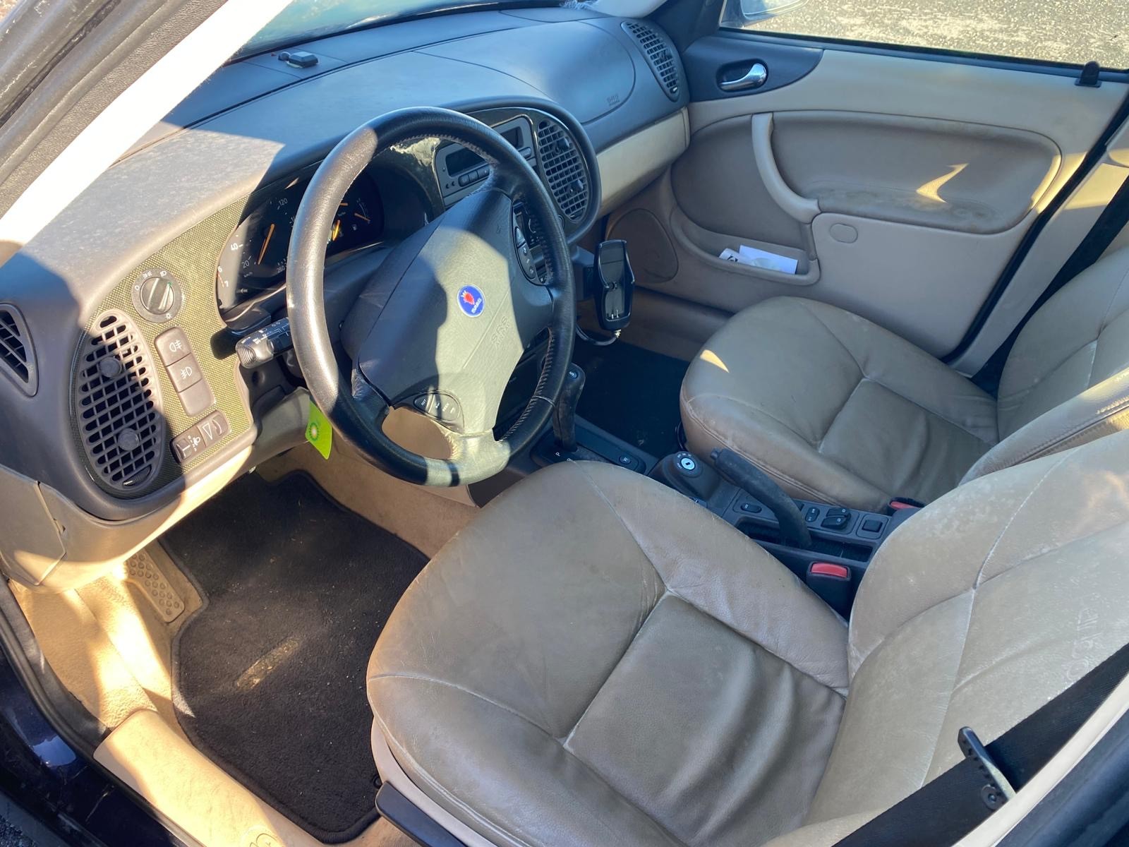 SAAB 9-3 2.0i-16 T SE Anniversary-image-10