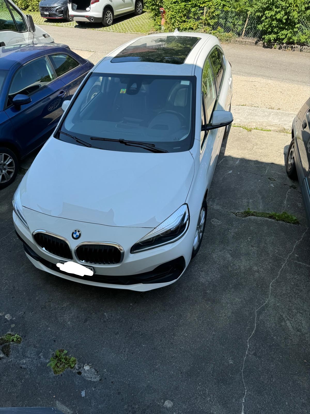 BMW 218i Active Tourer-image-3