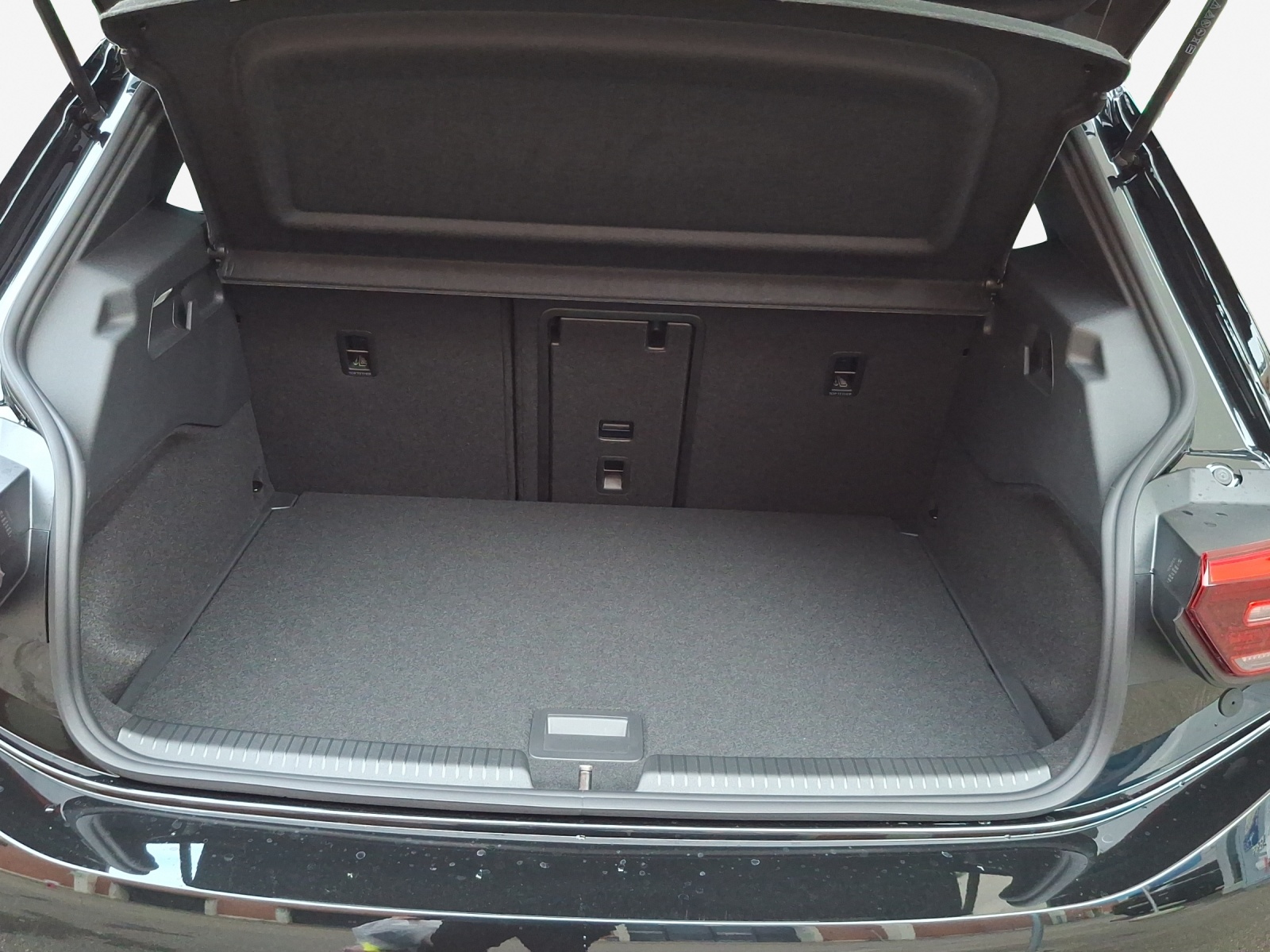 VW ID.3 Pro 59 kWh Pro United-image-12