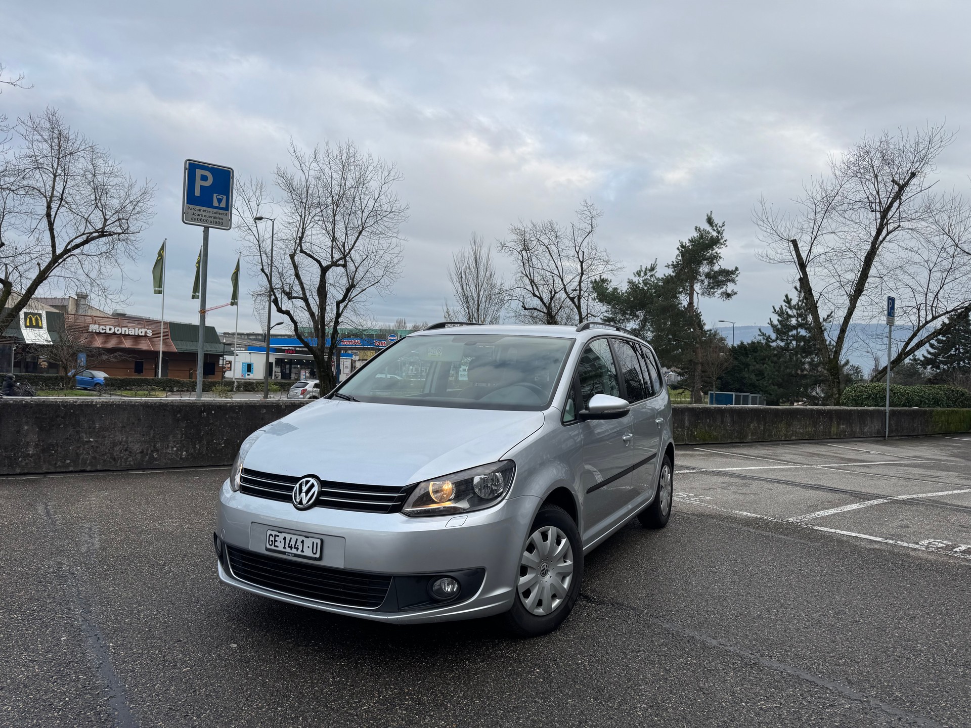 VW Touran 1.6 TDI BlueMotion Technology Comfortline-image-0