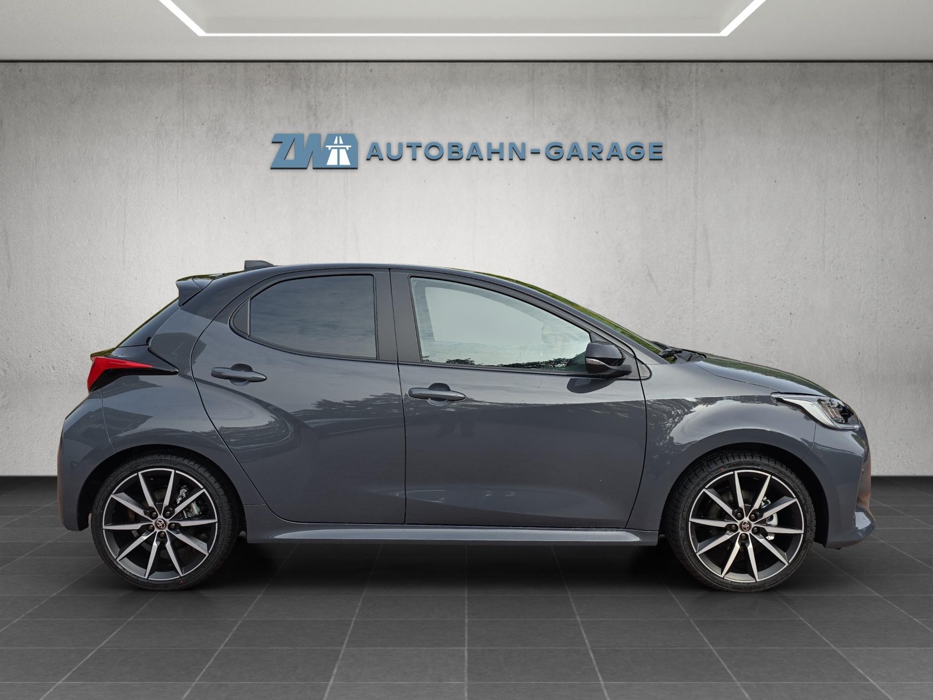 TOYOTA Yaris 1.5 VVT-i HSD GR Sport-image-5