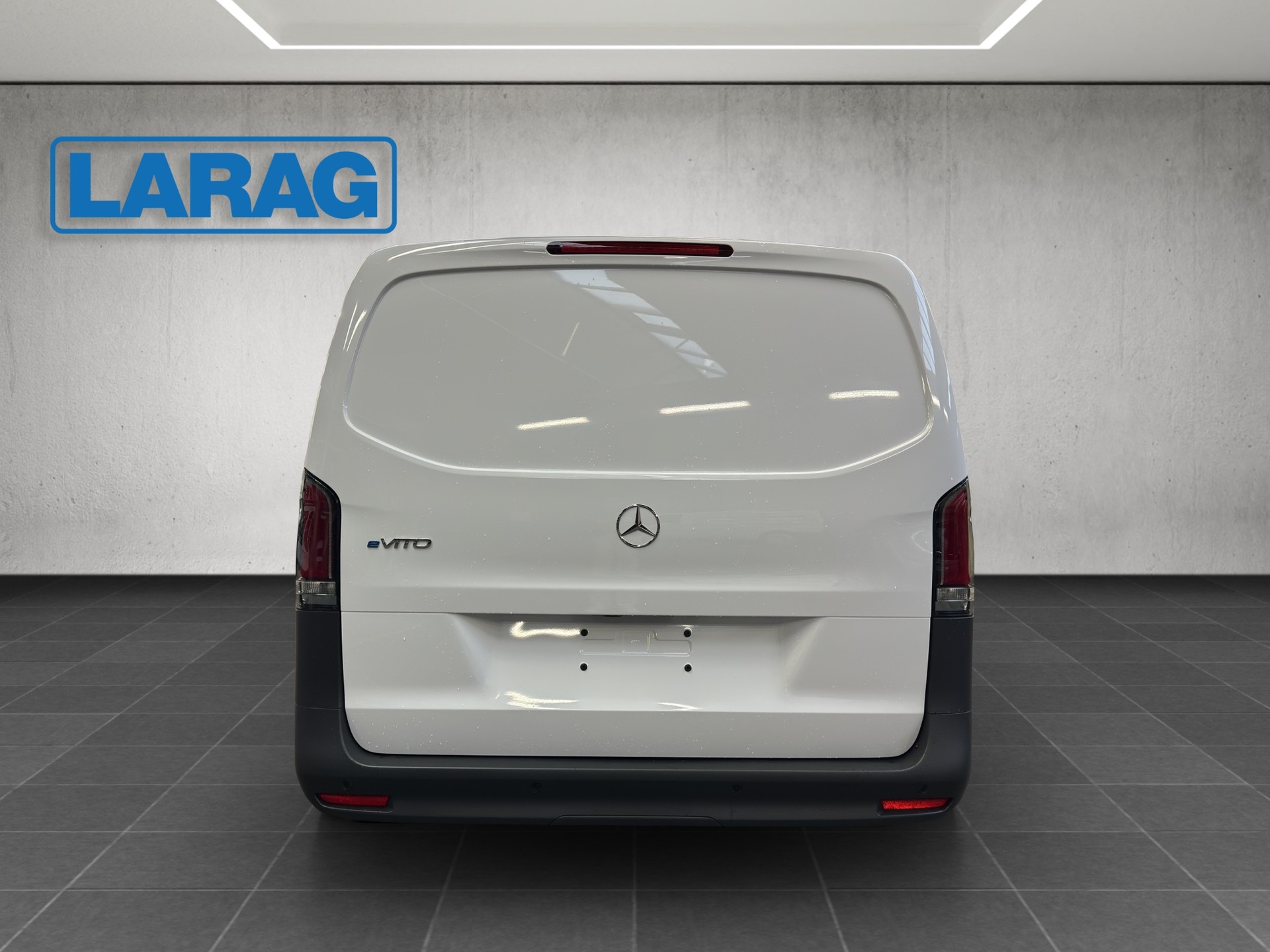 MERCEDES-BENZ eVito Kasten 90kWh Lang-image-4