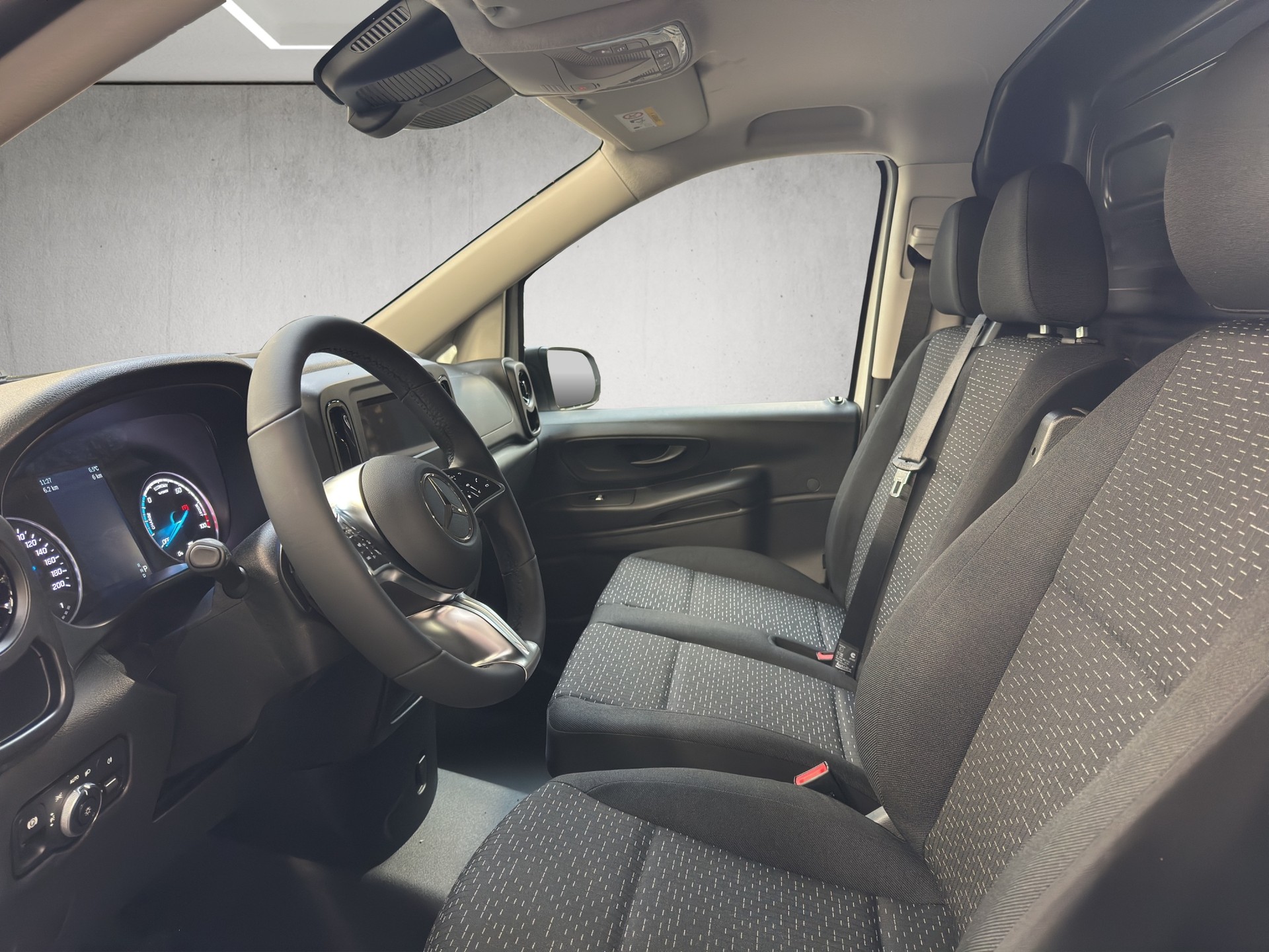 MERCEDES-BENZ eVito Kasten 90kWh Lang-image-6