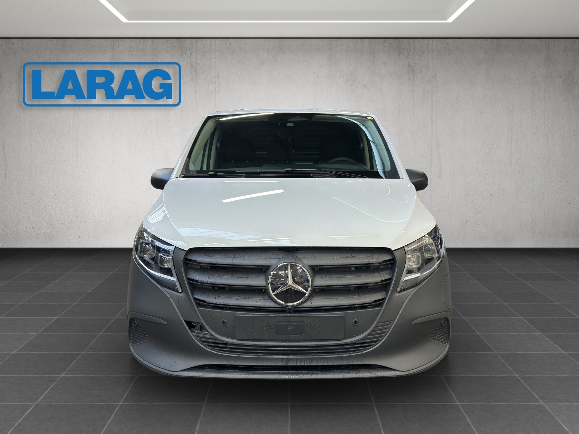 MERCEDES-BENZ eVito Kasten 90kWh Lang-image-1