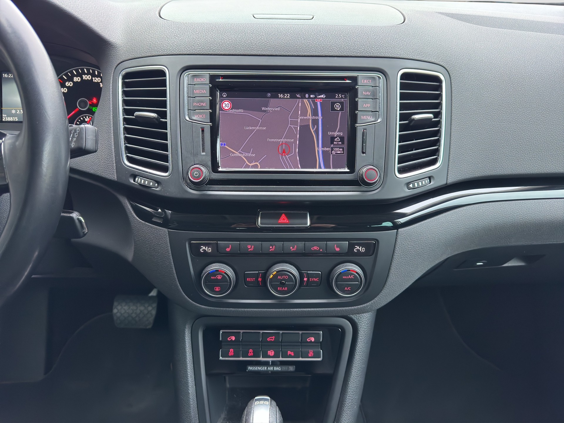 VW Sharan 1.4 TSI BlMT Highline DSG-image-4