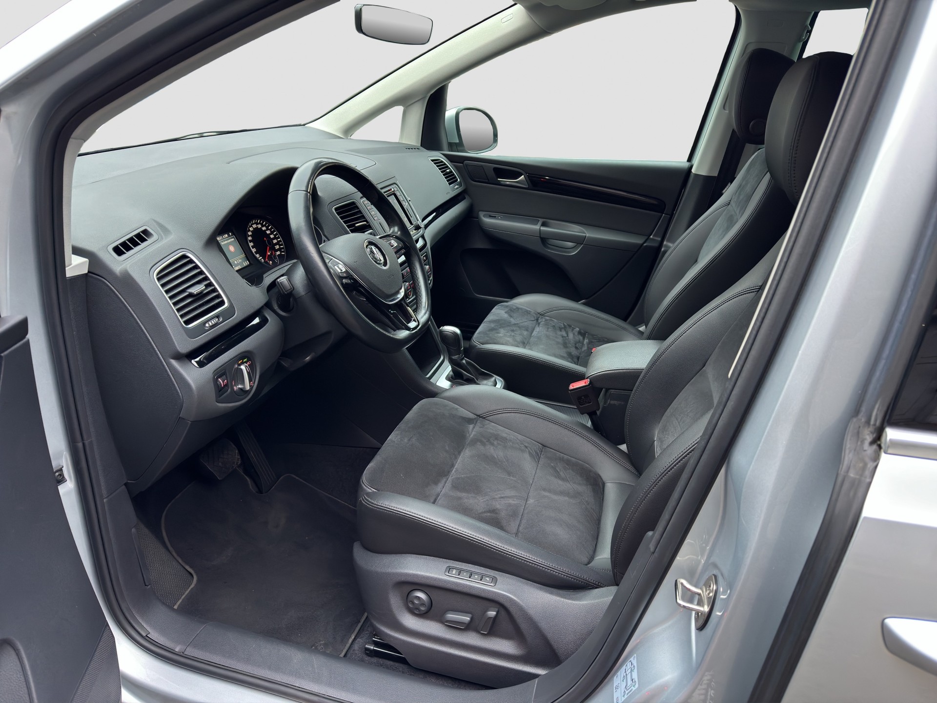 VW Sharan 1.4 TSI BlMT Highline DSG-image-8