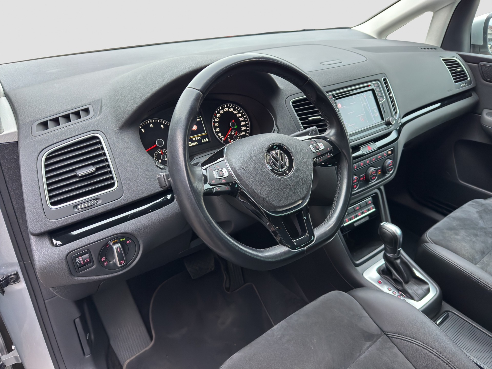 VW Sharan 1.4 TSI BlMT Highline DSG-image-7