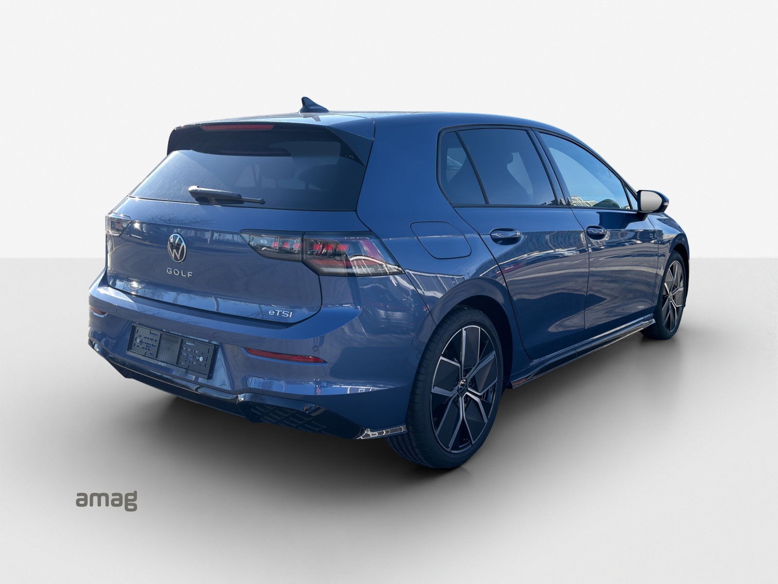 VW Golf 1.5 e TSI mHEV R-Line DSG-image-4