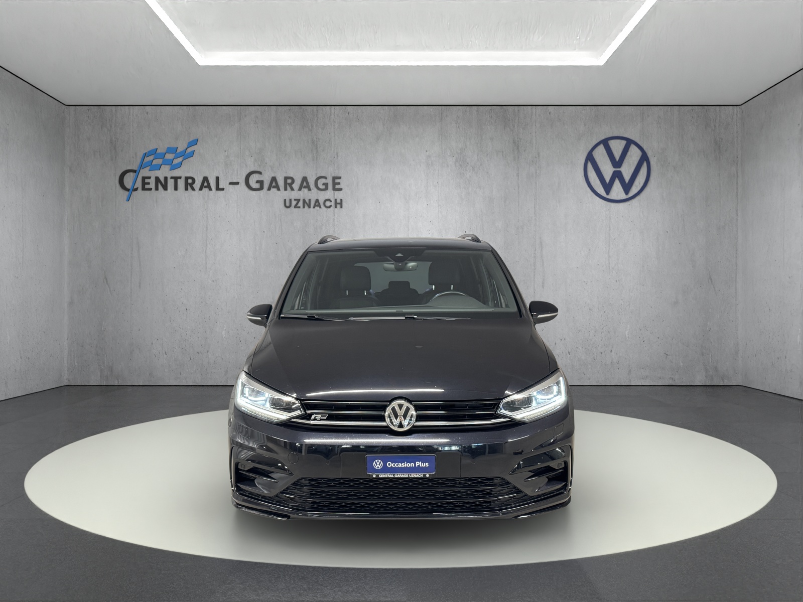 VW Touran 2.0 TDI BlueMotion Technology Sport DSG-image-1