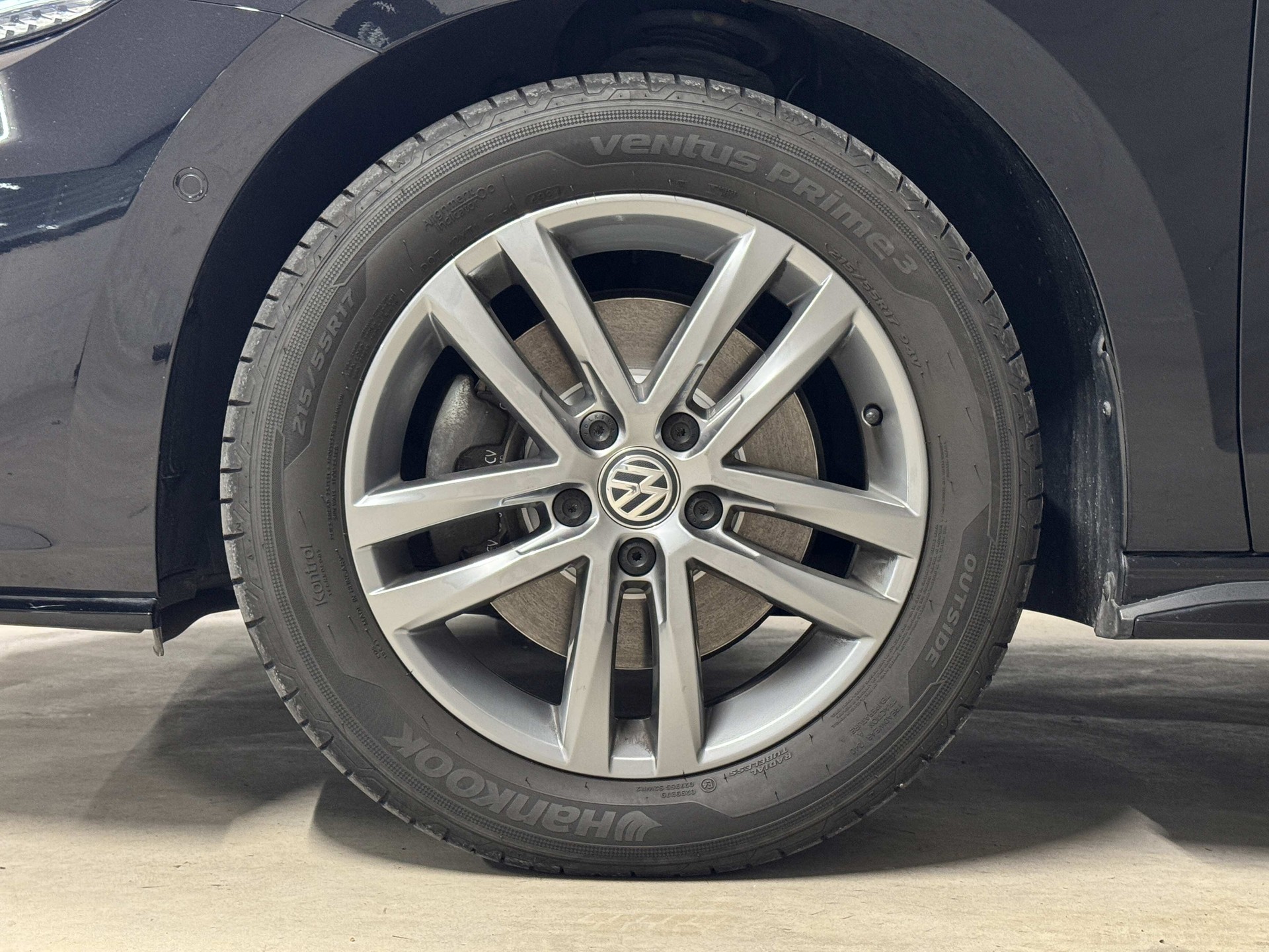 VW Touran 2.0 TDI BlueMotion Technology Sport DSG-image-15