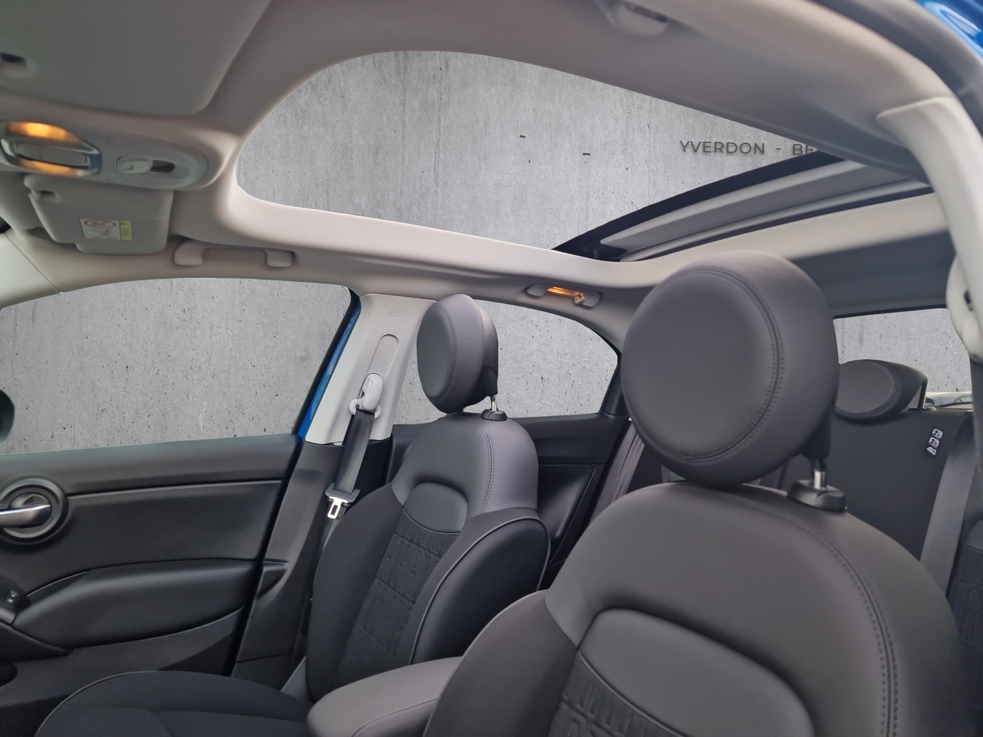 FIAT 500X 1.5 Hybrid 130cv Dolcevita Swiss Ed-image-12