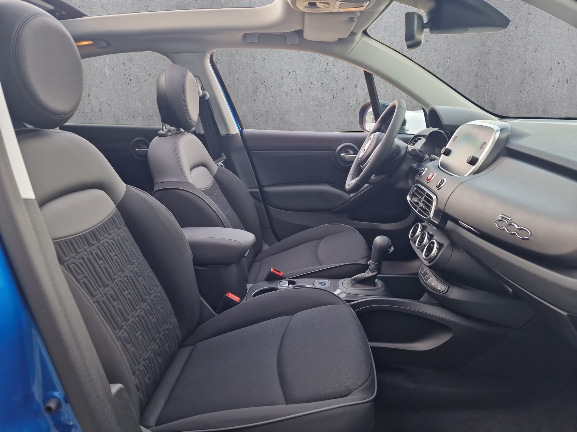 FIAT 500X 1.5 Hybrid 130cv Dolcevita Swiss Ed-image-10