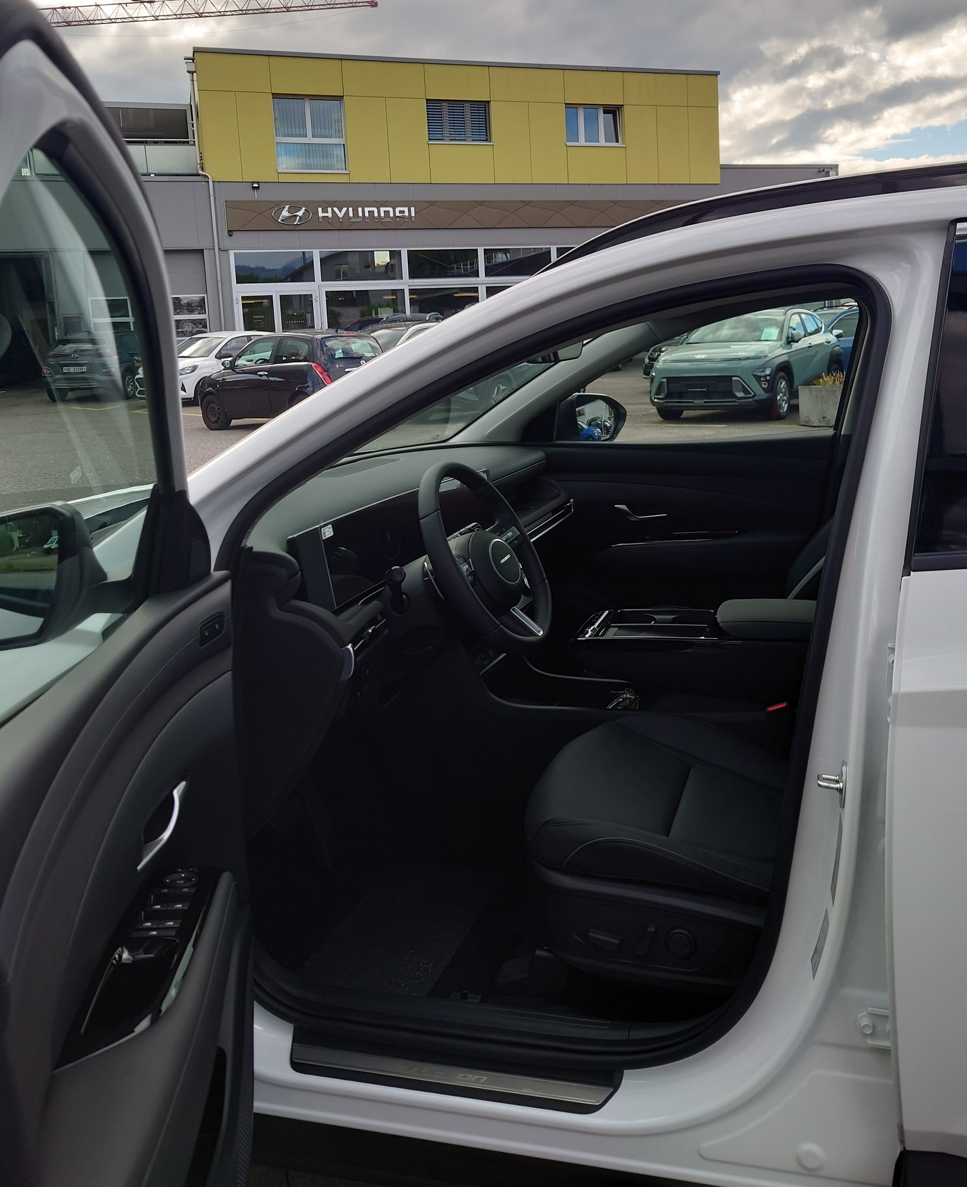 HYUNDAI Tucson 1.6 TGDI HEV Vertex Swiss Edition 4WD-image-9