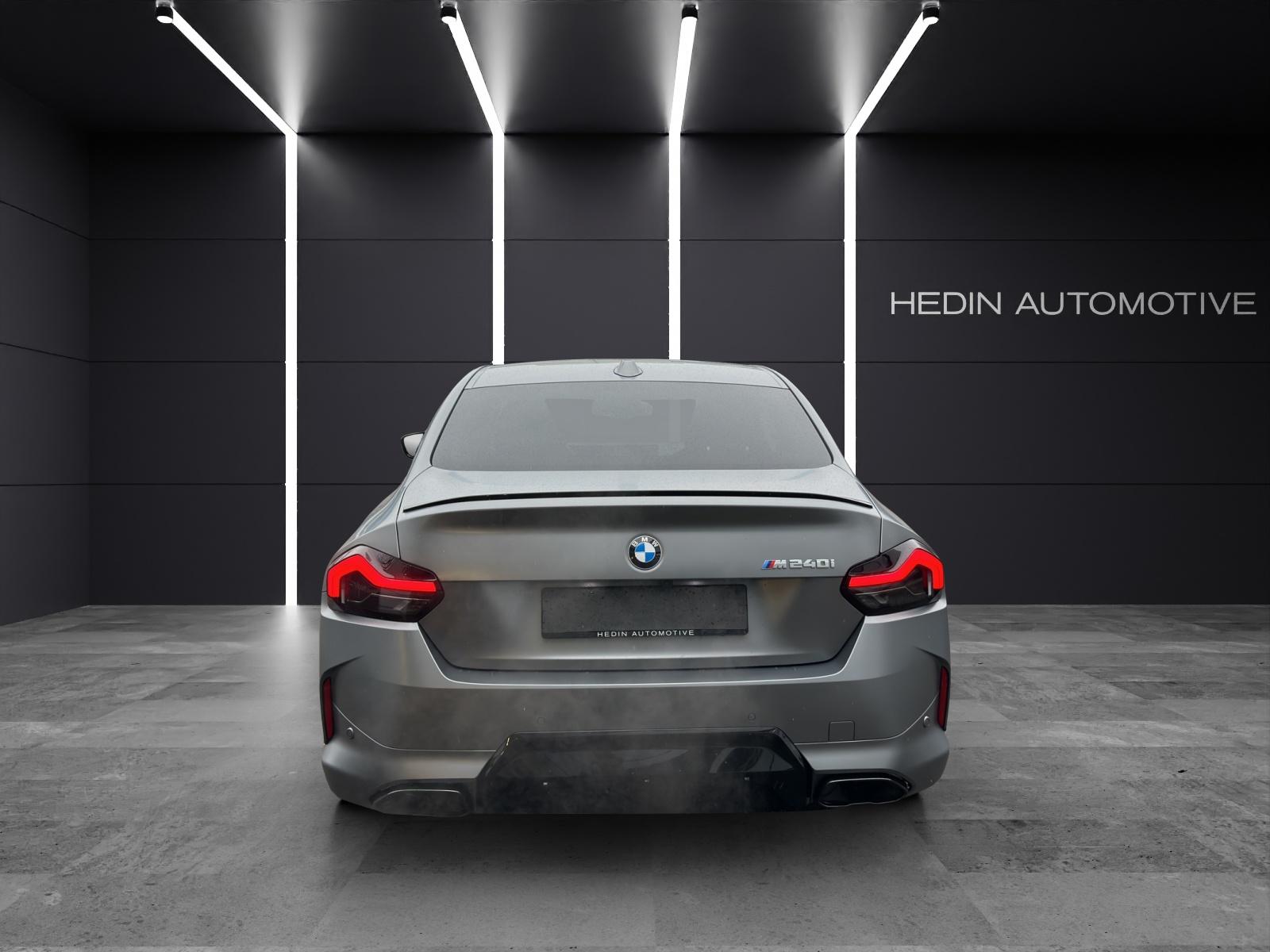 BMW M240i xDrive Coupé-image-18