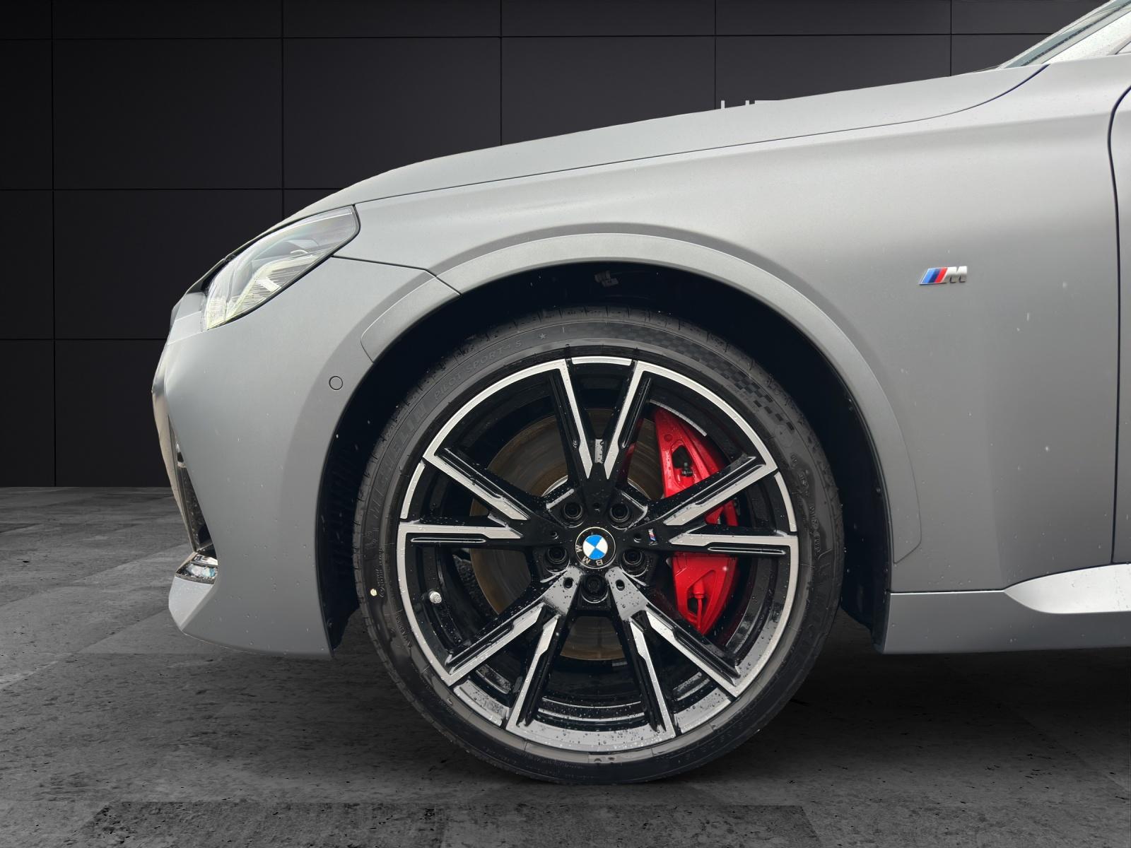 BMW M240i xDrive Coupé-showroom-element-3