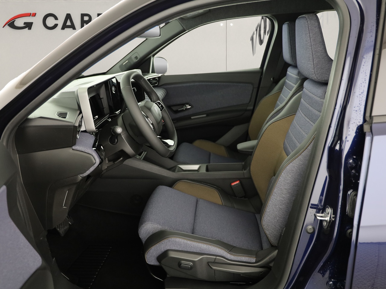 RENAULT R5 E-Tech Comfort Range techno-image-5