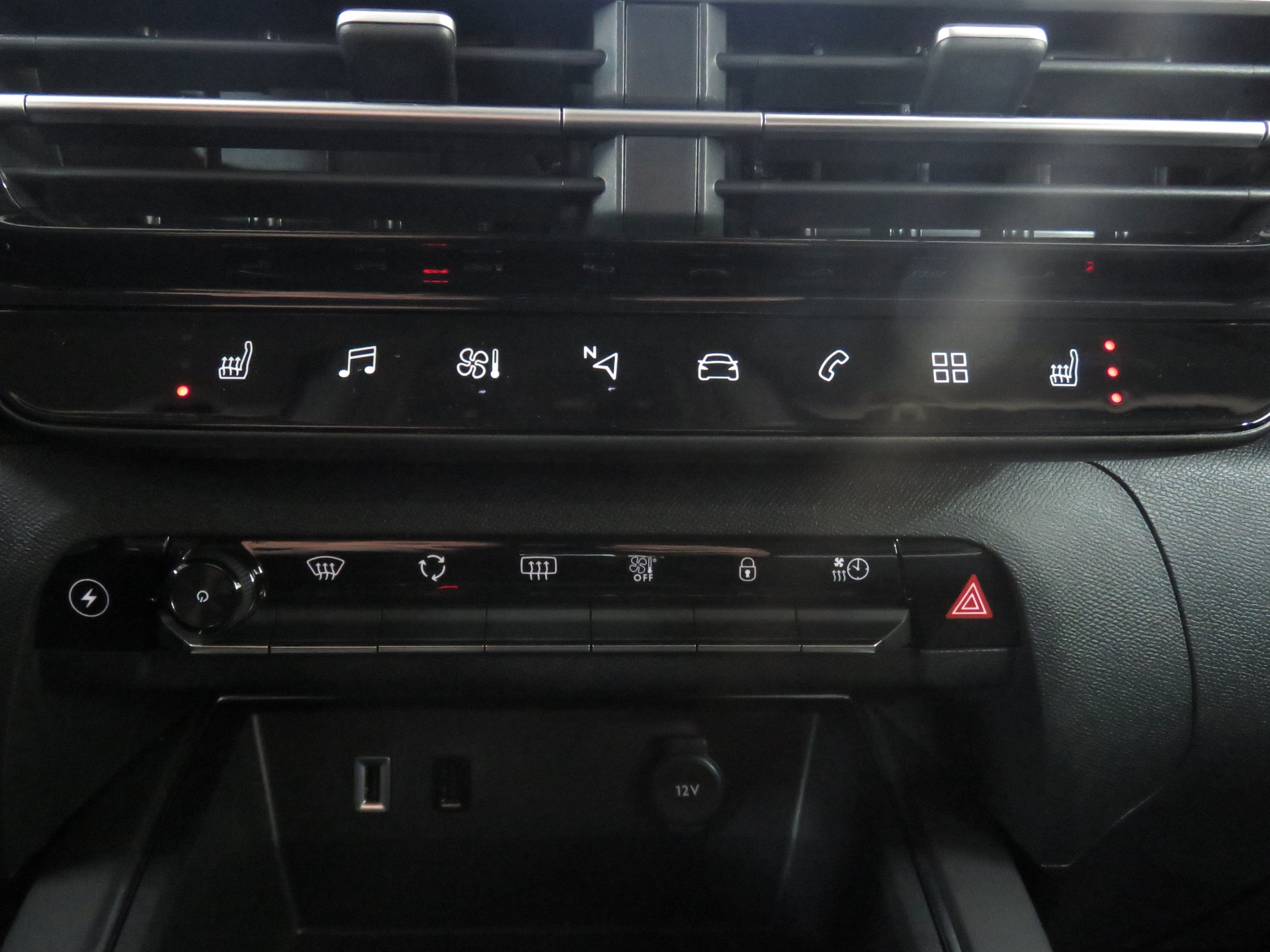 CITROEN C5 Aircross 1.6 PHEV Swiss Edition-image-19
