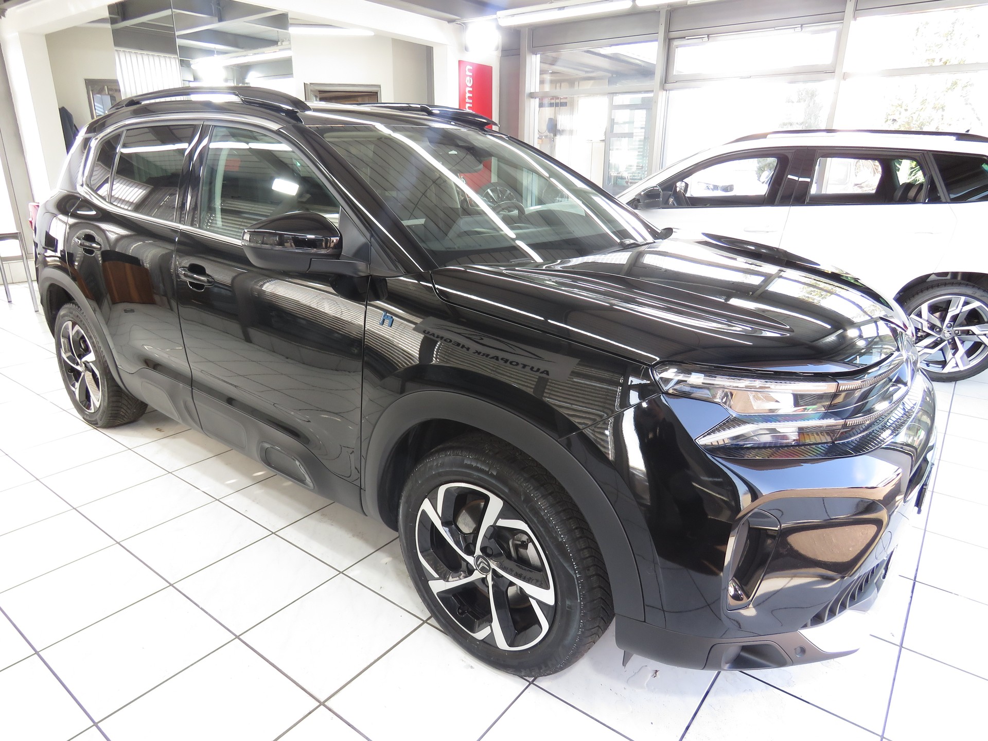 CITROEN C5 Aircross 1.6 PHEV Swiss Edition-showroom-element-2
