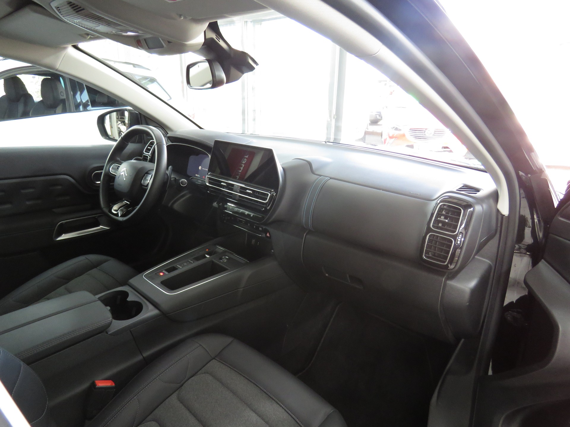 CITROEN C5 Aircross 1.6 PHEV Swiss Edition-image-10