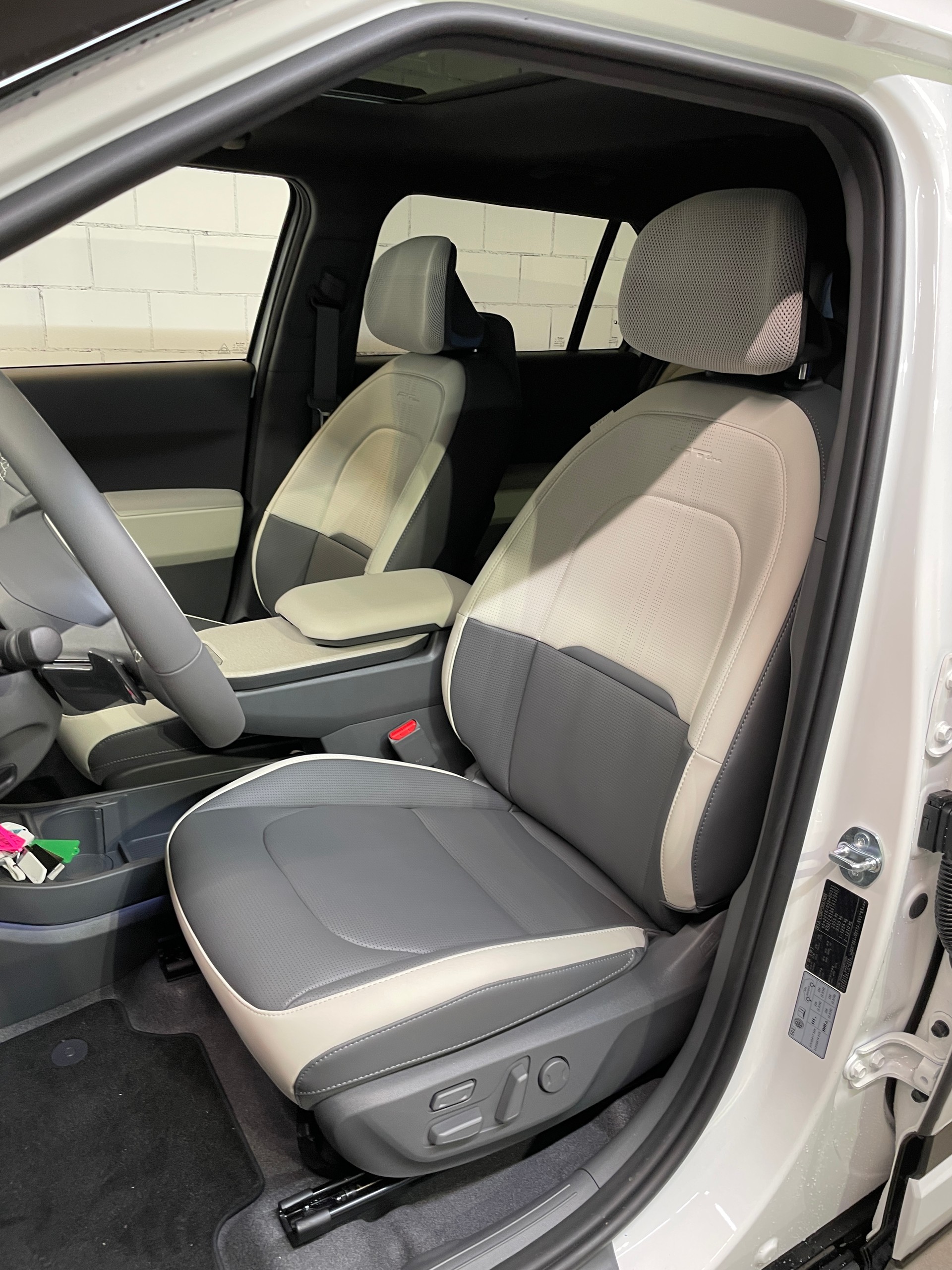 KIA EV3 81,4 kWh GT-Line mit GT-Line Pack und Panoramadach und AHK!-image-11