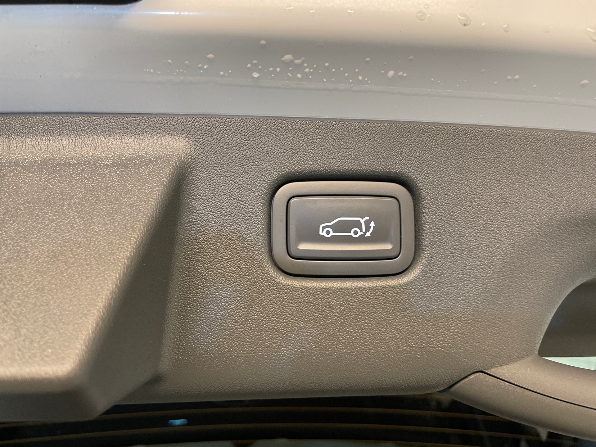 KIA EV3 81,4 kWh GT-Line mit GT-Line Pack und Panoramadach und AHK!-image-6