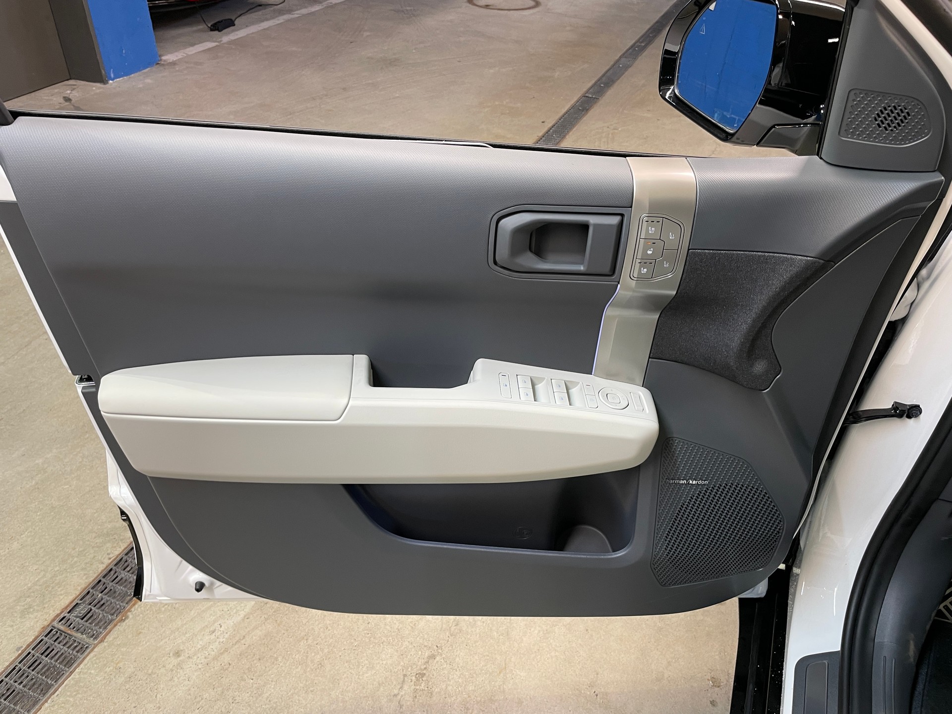 KIA EV3 81,4 kWh GT-Line mit GT-Line Pack und Panoramadach und AHK!-image-8