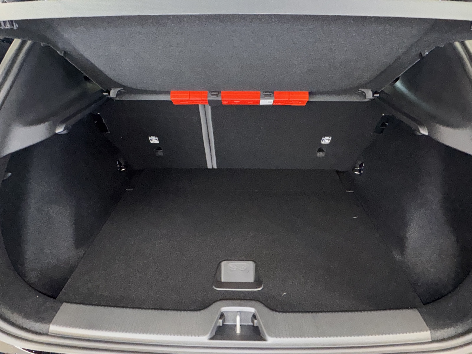 VOLVO EX30 E60 Twin Ultra Performance AWD-image-14