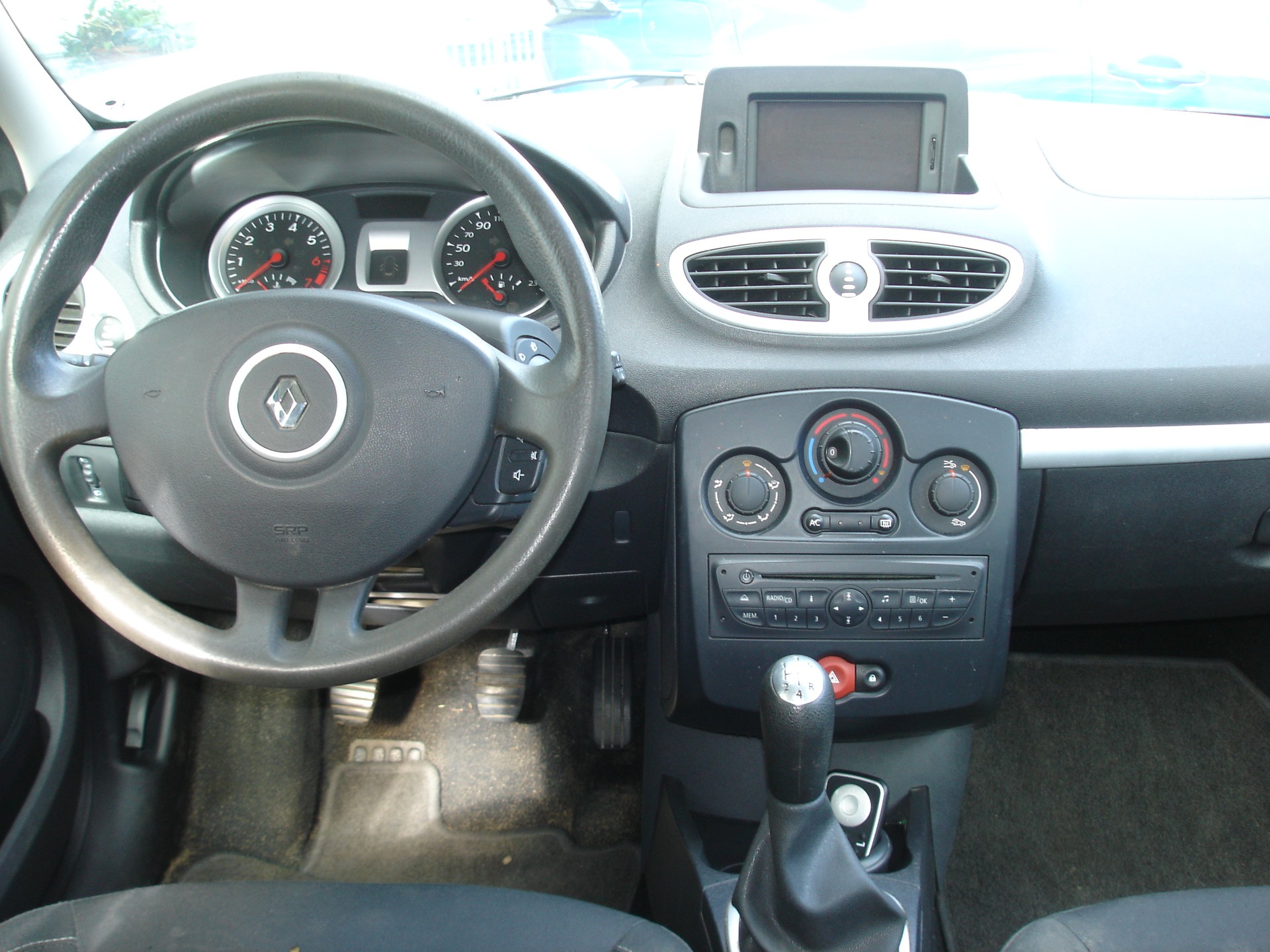 RENAULT Clio 1.2 16V Turbo Dynamique-image-7