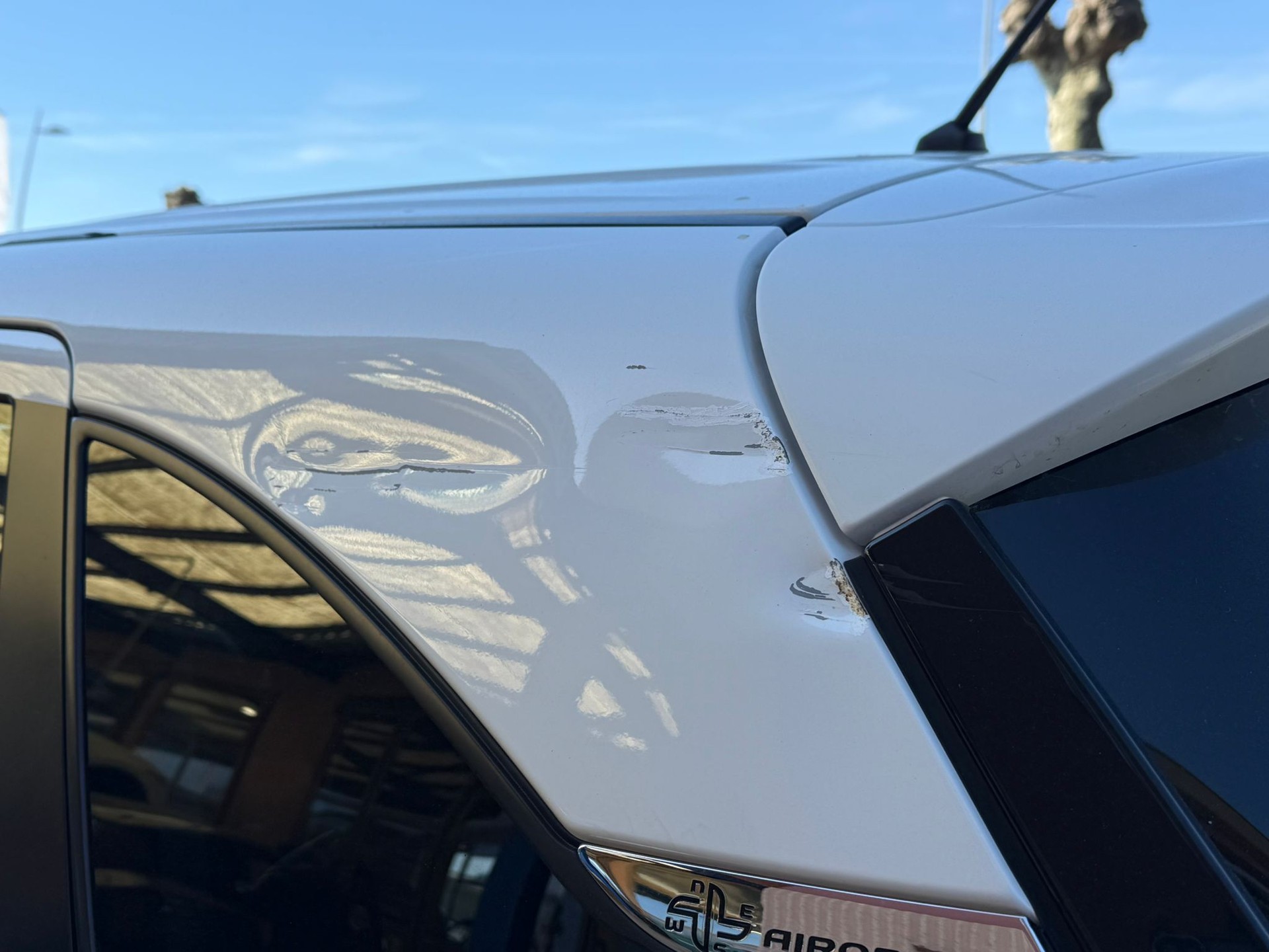 CITROEN C4 Aircross 1.6 HDi Attraction 4WD-image-8