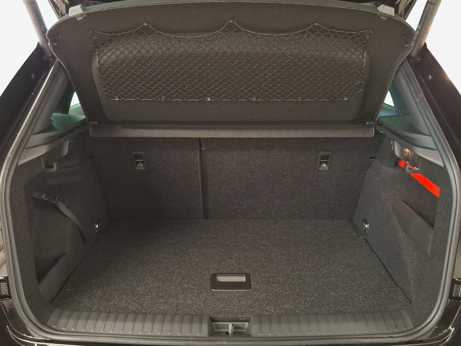 SKODA Kamiq 1.5 TSI Dynamic DSG-image-11