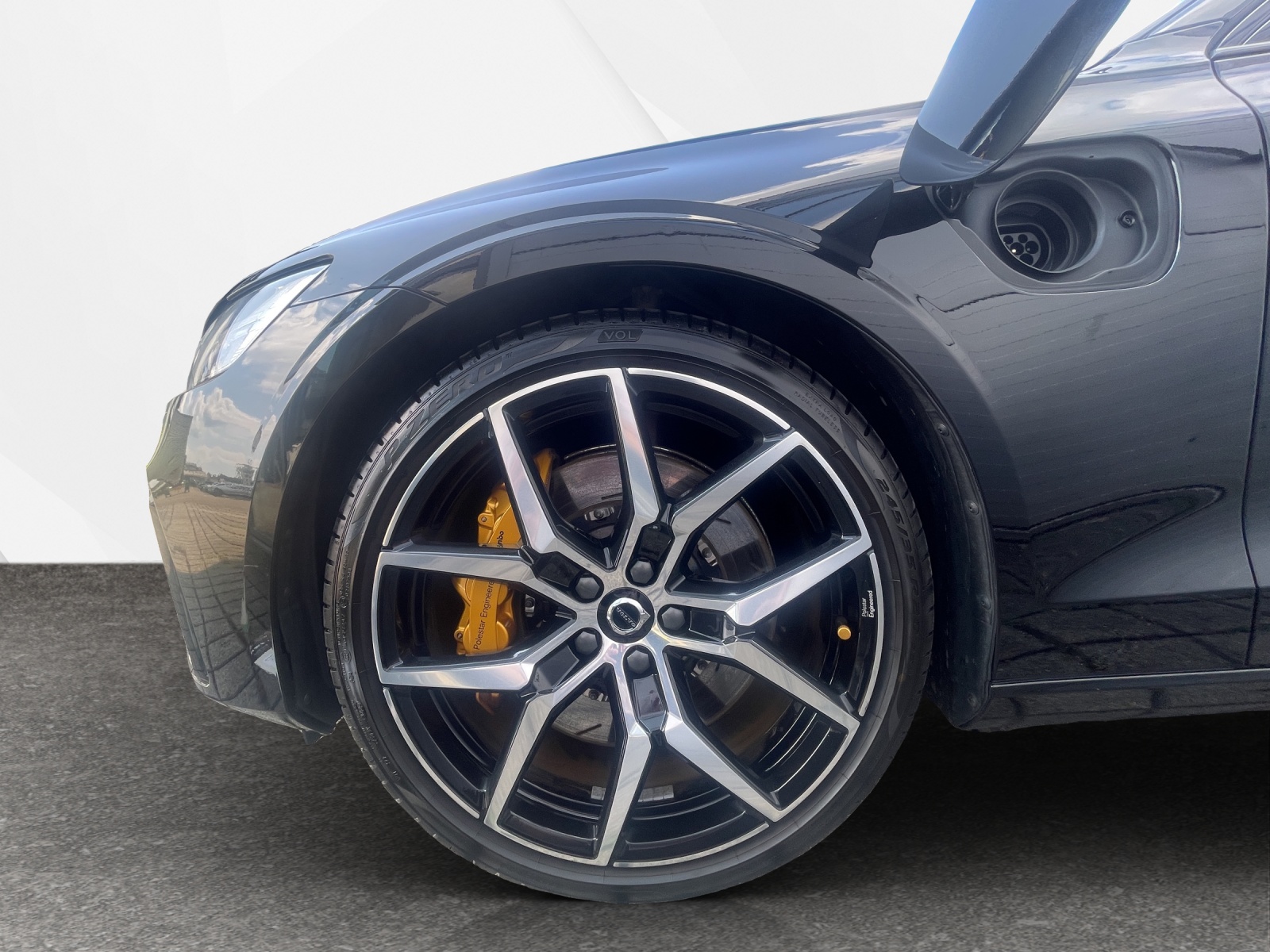 VOLVO V60 2.0 T8 TE Polestar eAWD-image-14