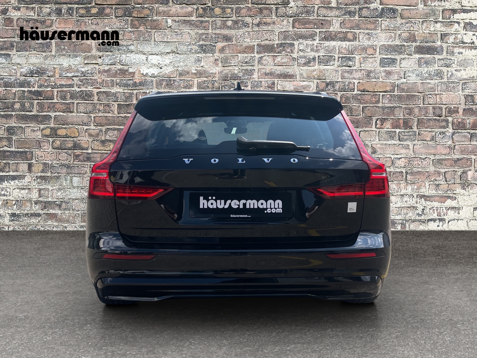 VOLVO V60 2.0 T8 TE Polestar eAWD-image-4