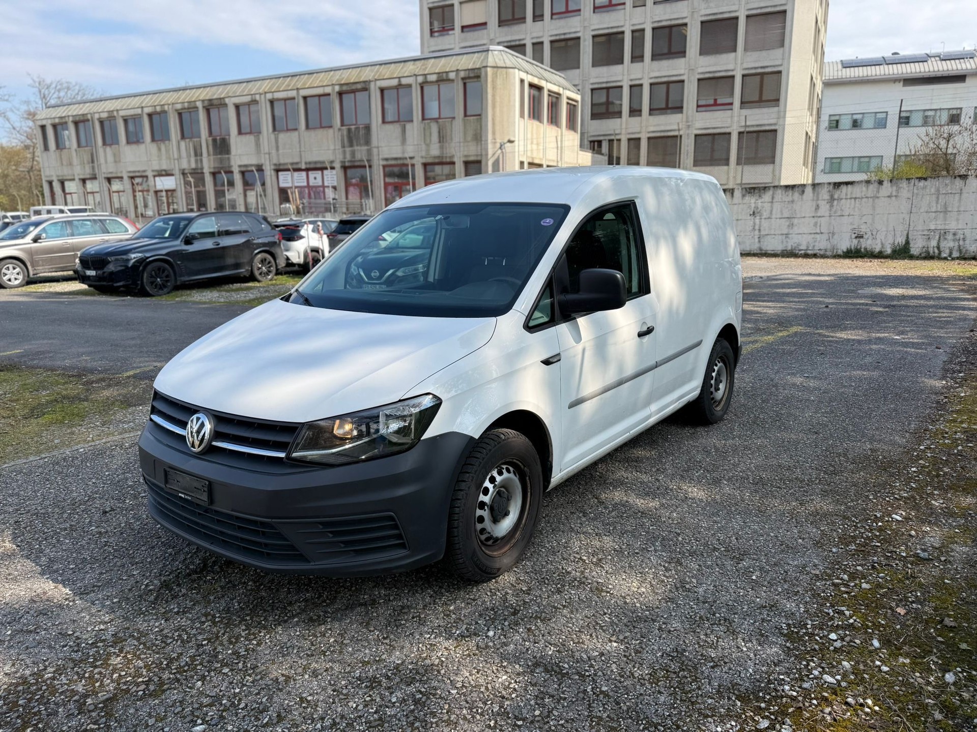 VW Caddy 1.2 TSI Entry BlueMotion Technology-image-1