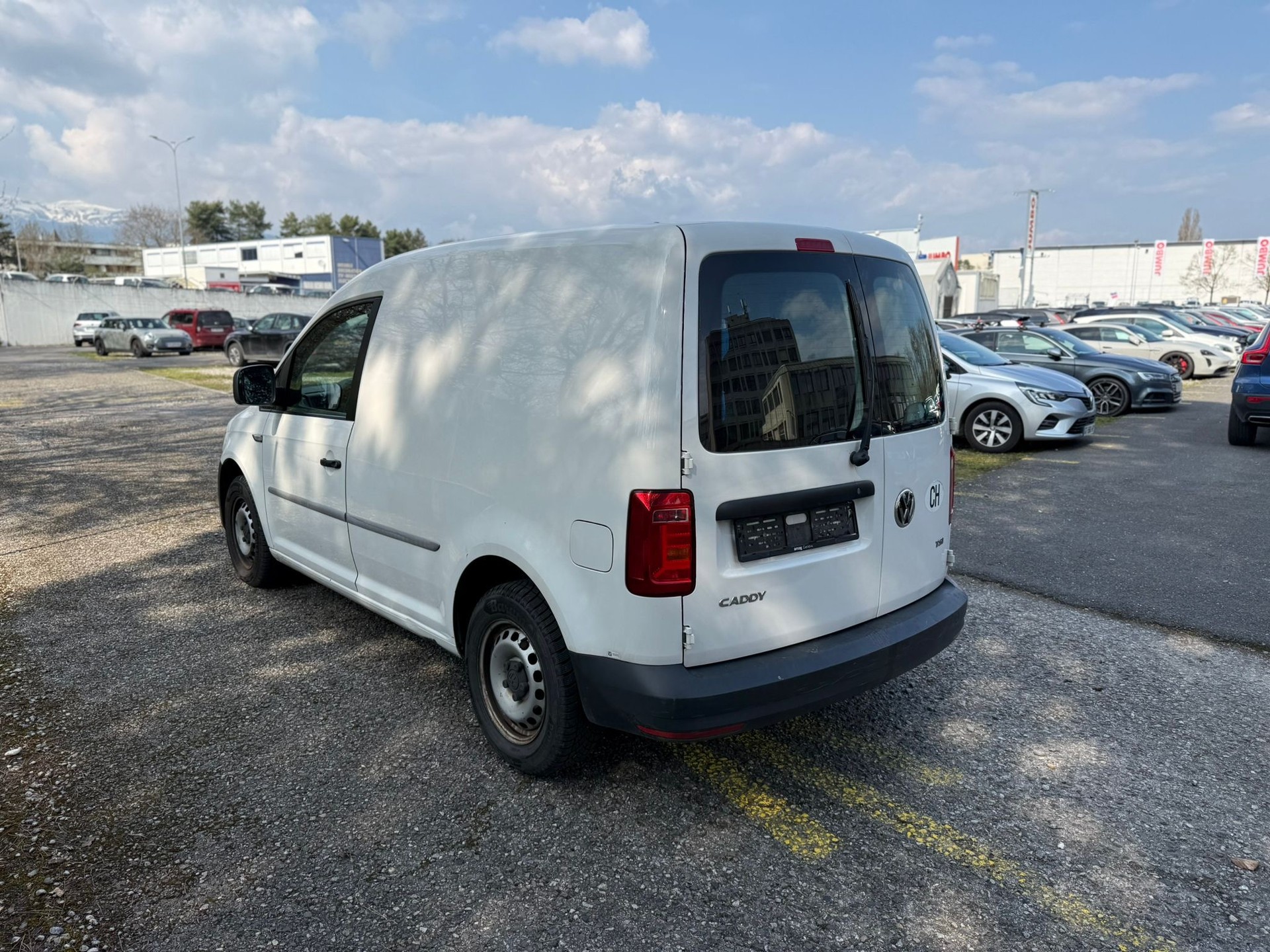 VW Caddy 1.2 TSI Entry BlueMotion Technology-image-4