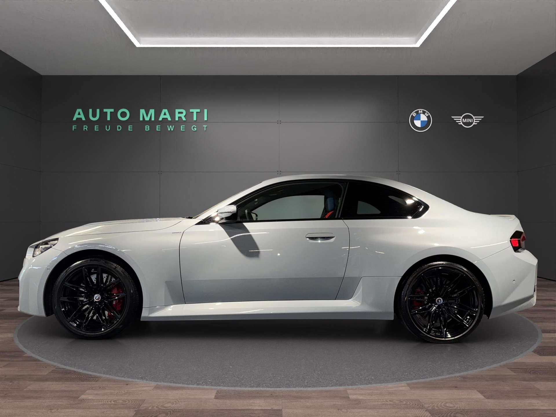 BMW M2 Coupé-image-1