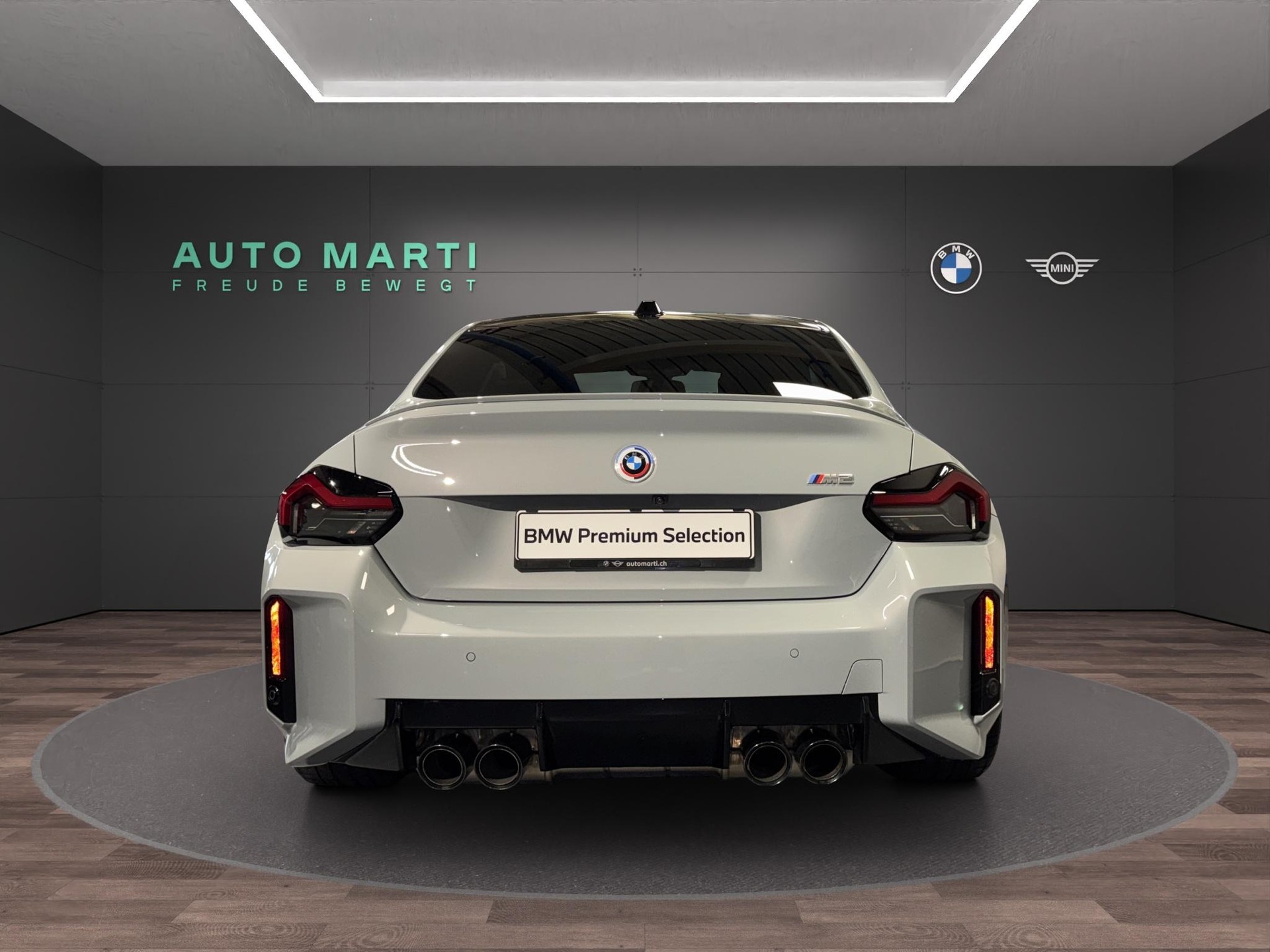 BMW M2 Coupé-image-2