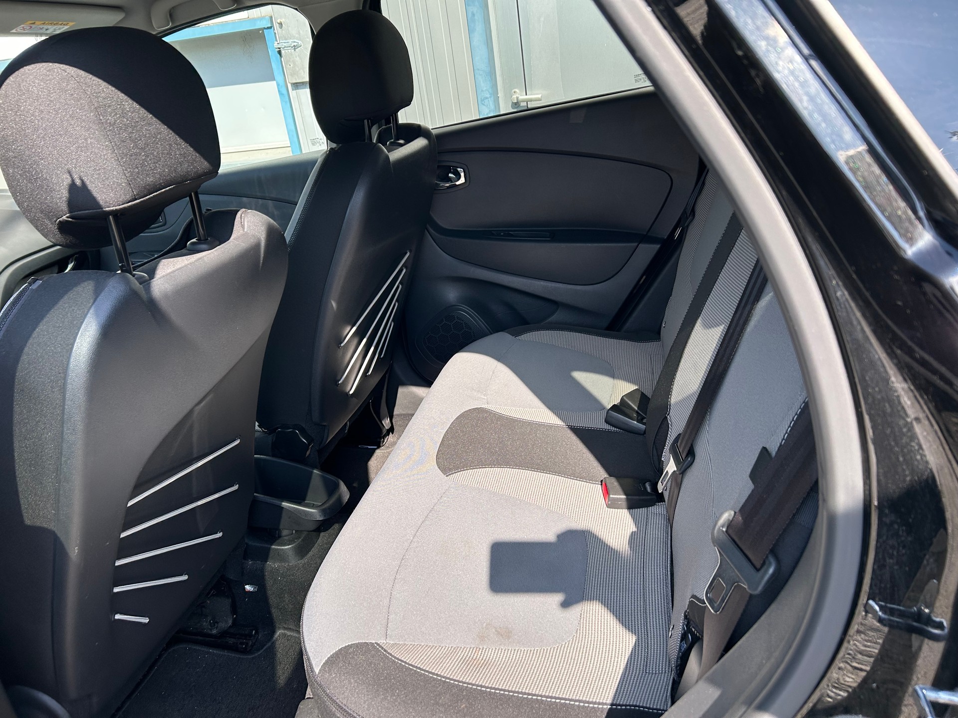 RENAULT Captur 1.2 T 16V Limited-image-5