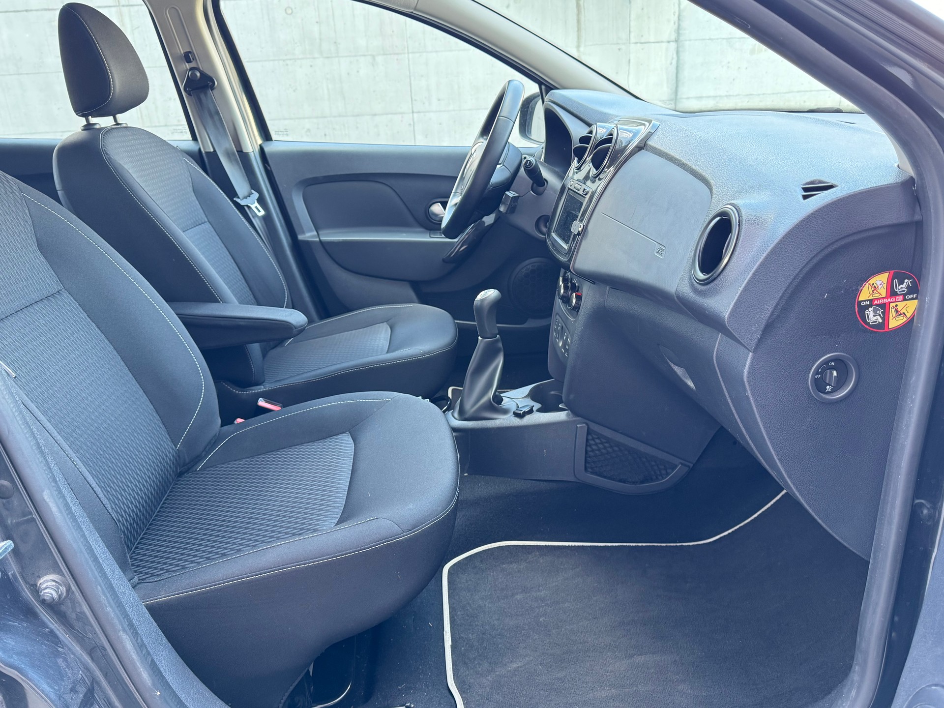 DACIA Sandero TCe 90 Comfort-image-13