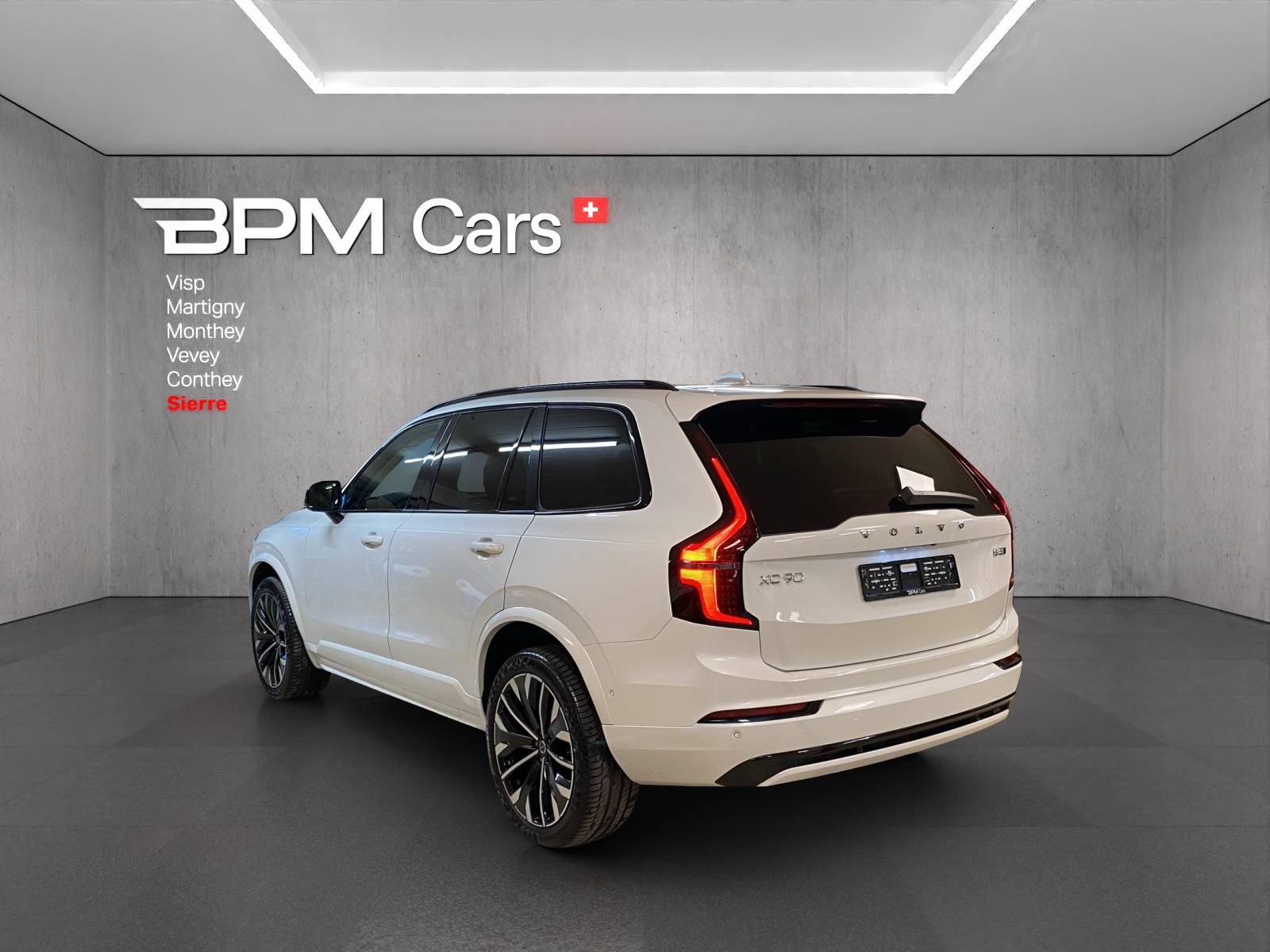 VOLVO XC90 B5 Benzin Mild Hybrid AWD Ultra Dark Geartronic-image-5