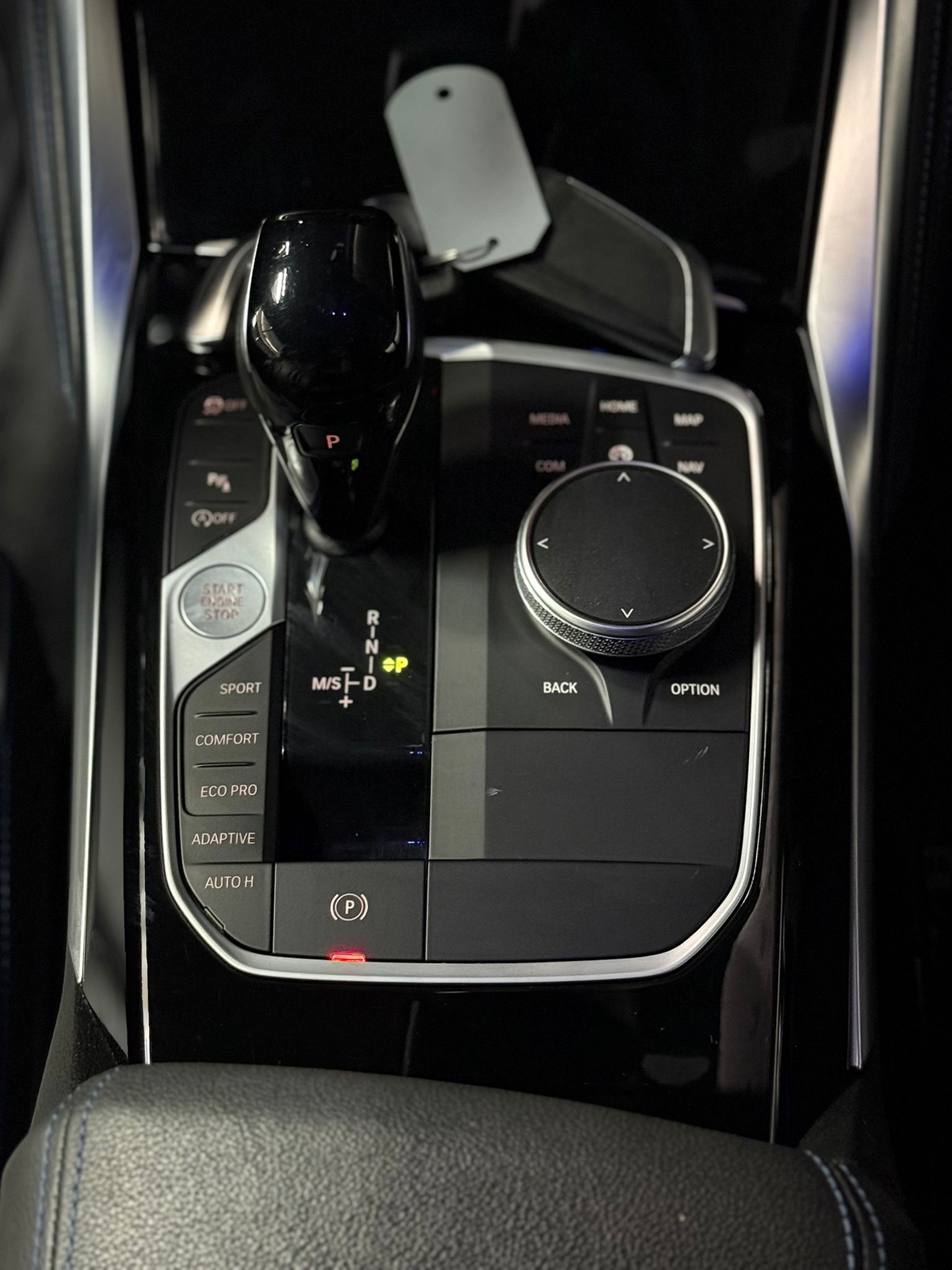 BMW M240i xDrive M Technik Paket Steptronic / CH- Fahrzeug / Gratis Service 10 Jahre / 8 Alufelgen-image-28