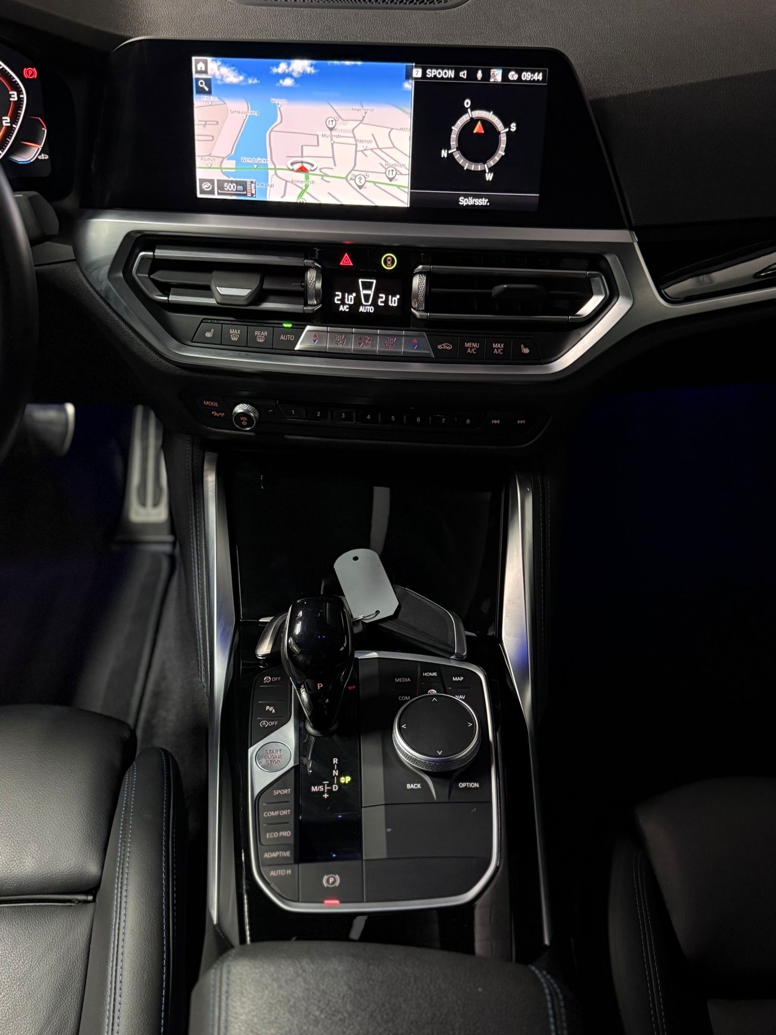 BMW M240i xDrive M Technik Paket Steptronic / CH- Fahrzeug / Gratis Service 10 Jahre / 8 Alufelgen-image-27