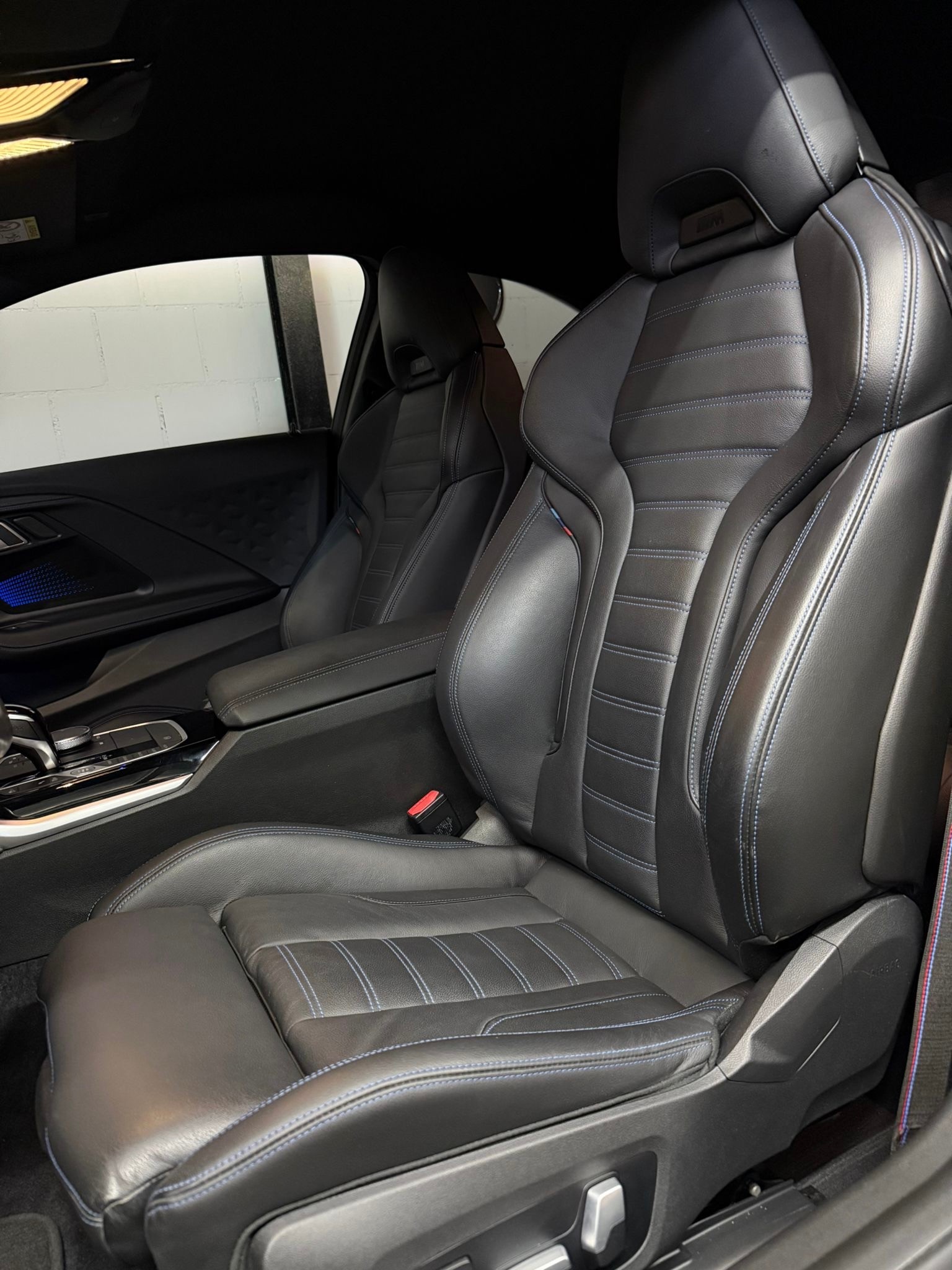 BMW M240i xDrive M Technik Paket Steptronic / CH- Fahrzeug / Gratis Service 10 Jahre / 8 Alufelgen-image-18