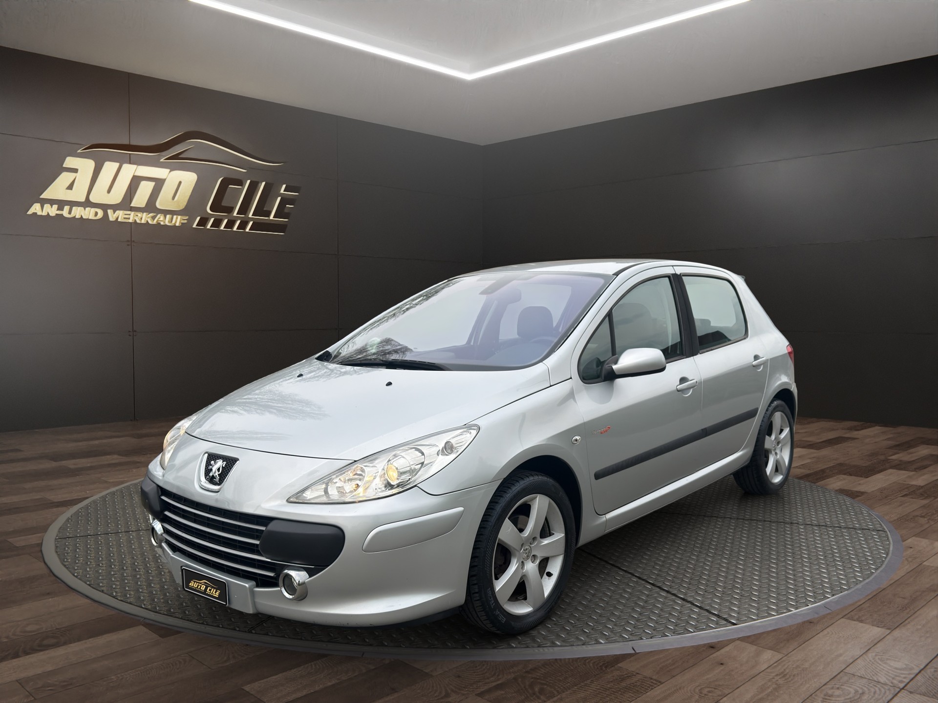 PEUGEOT 307 2.0 16V Speed Up-image-0