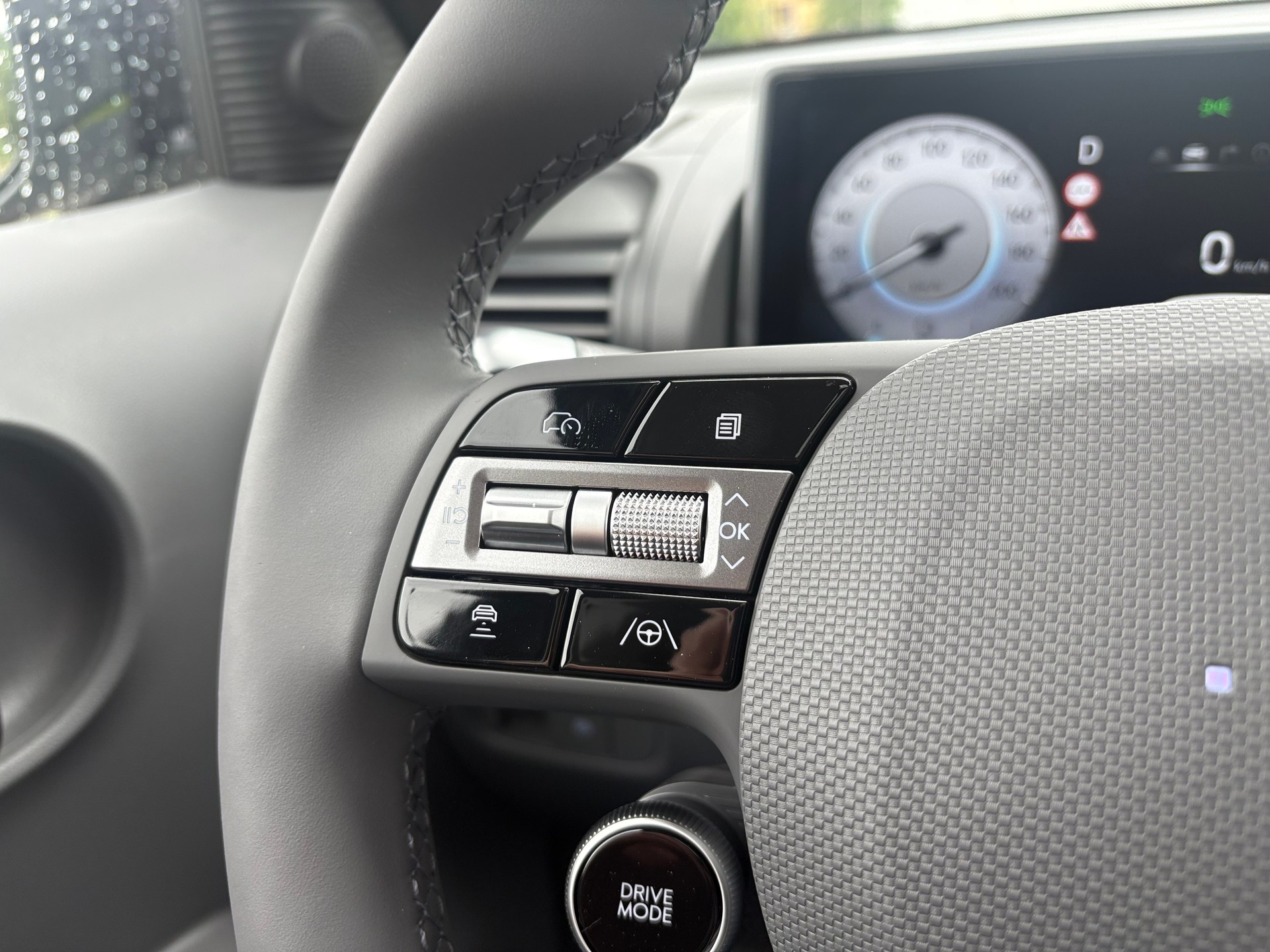 HYUNDAI Inster 49kWh Vertex Cross-image-13