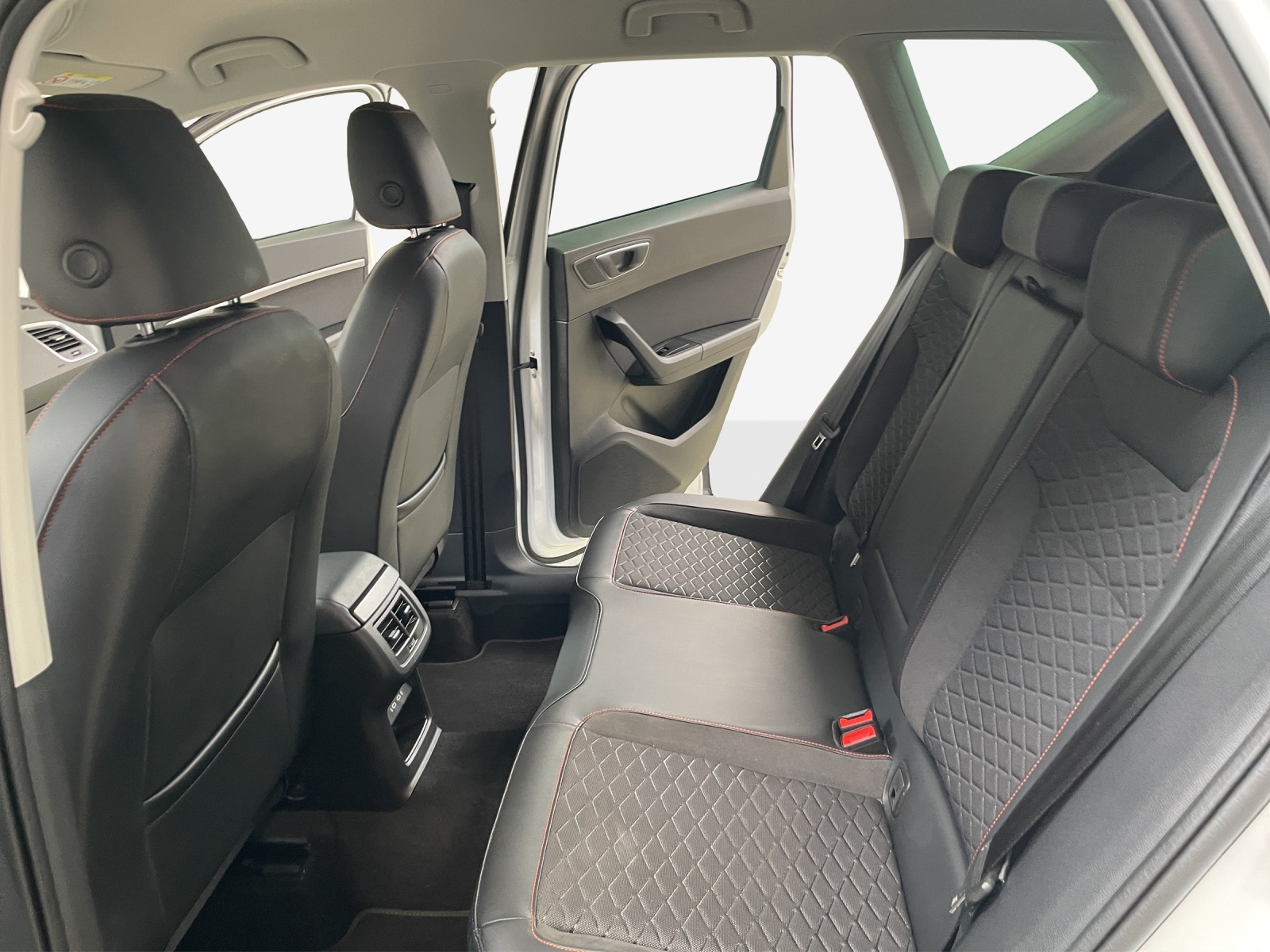 SEAT Ateca 1.5 TSI EVO DSG FR-image-11
