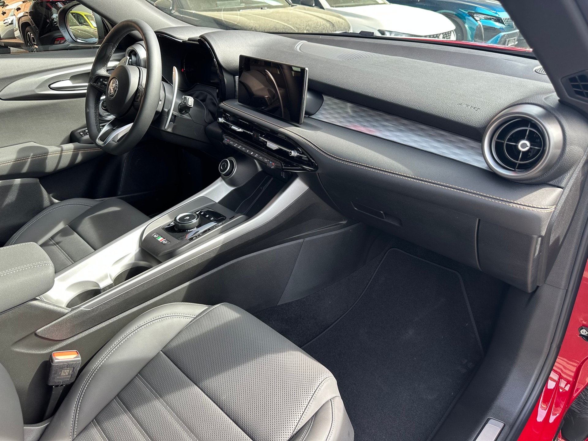 ALFA ROMEO Tonale 1.5 48V Hybrid Veloce Premium Tech-image-3