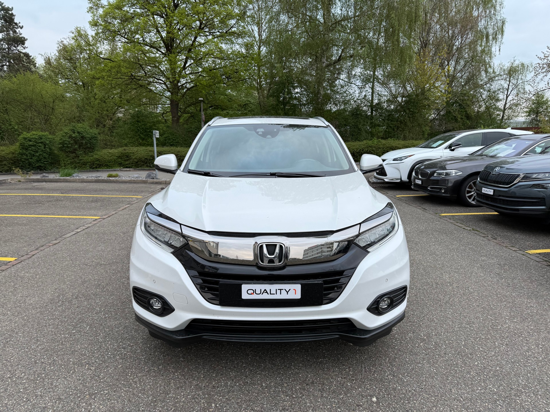 HONDA HR-V 1.5i-VTEC Executive CVT-image-1