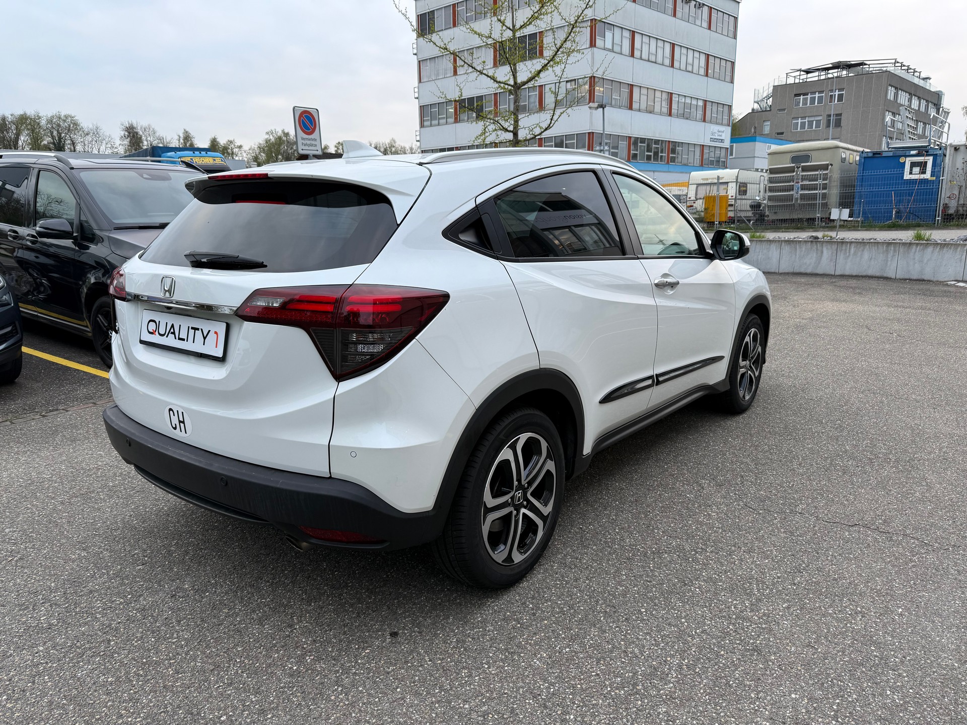 HONDA HR-V 1.5i-VTEC Executive CVT-image-3